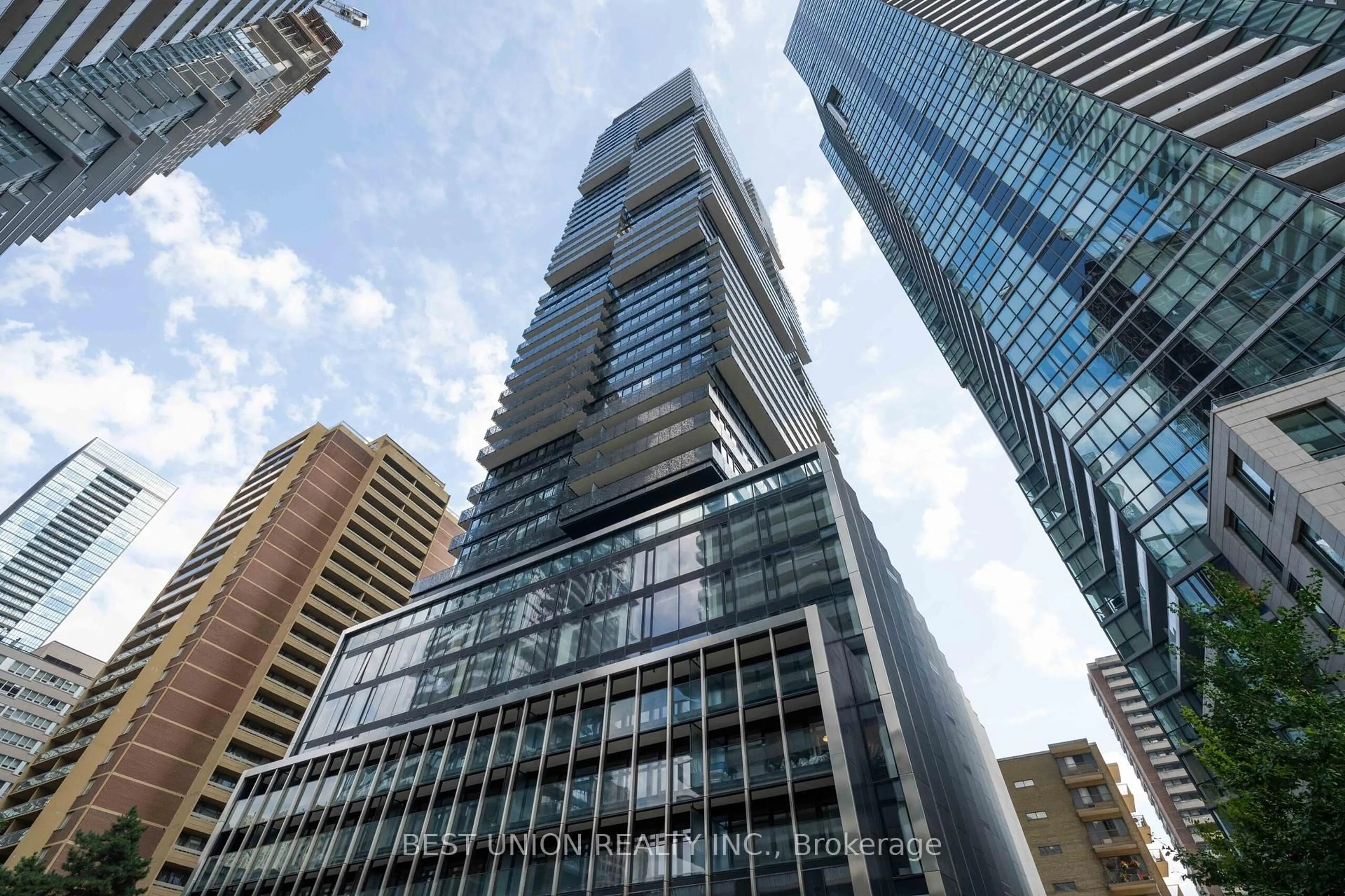 Unknown for 55 Charles St #3109, Toronto Ontario M4Y 0J1