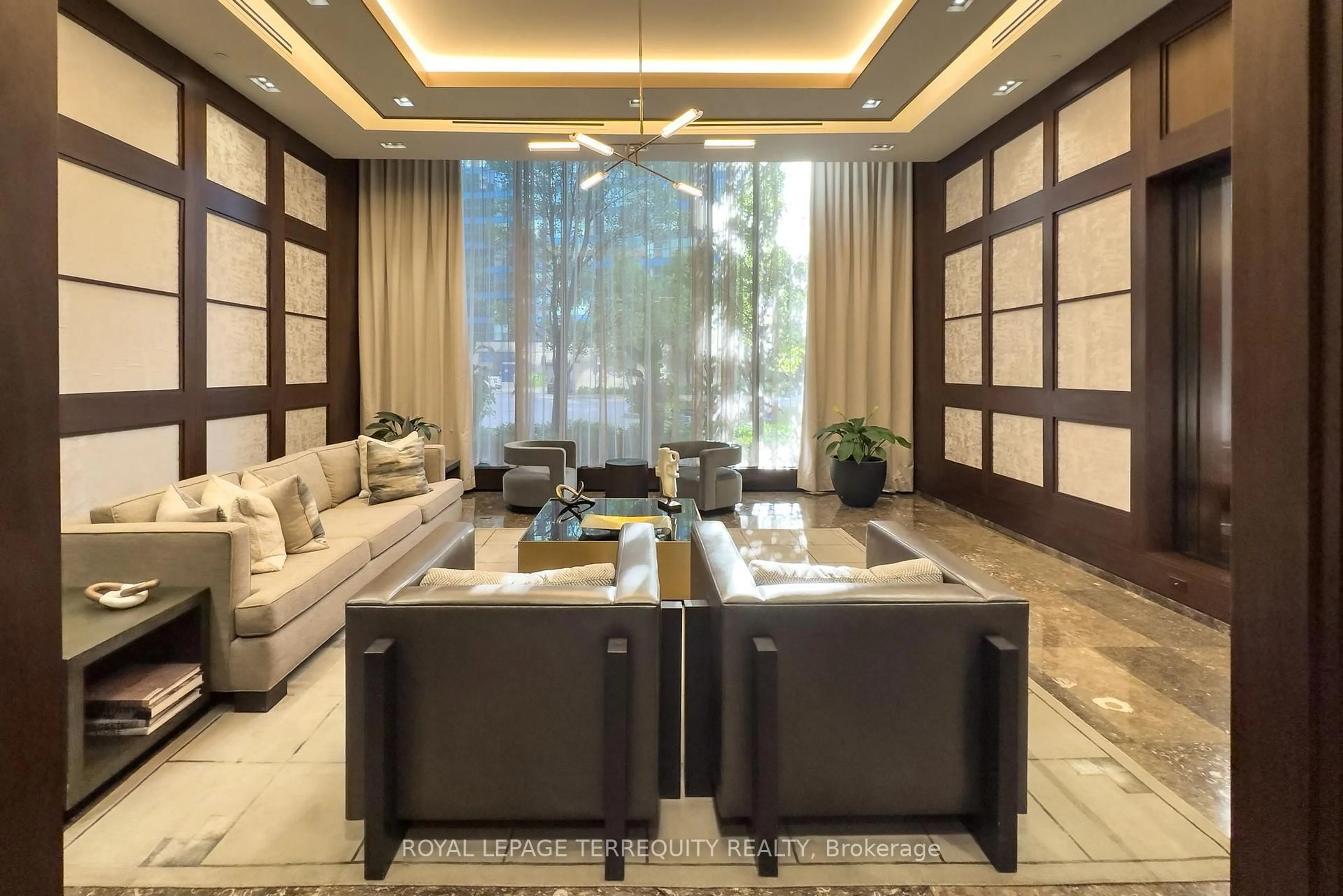 Lobby for 55 Harbour Sq #2311, Toronto Ontario M5J 2L1
