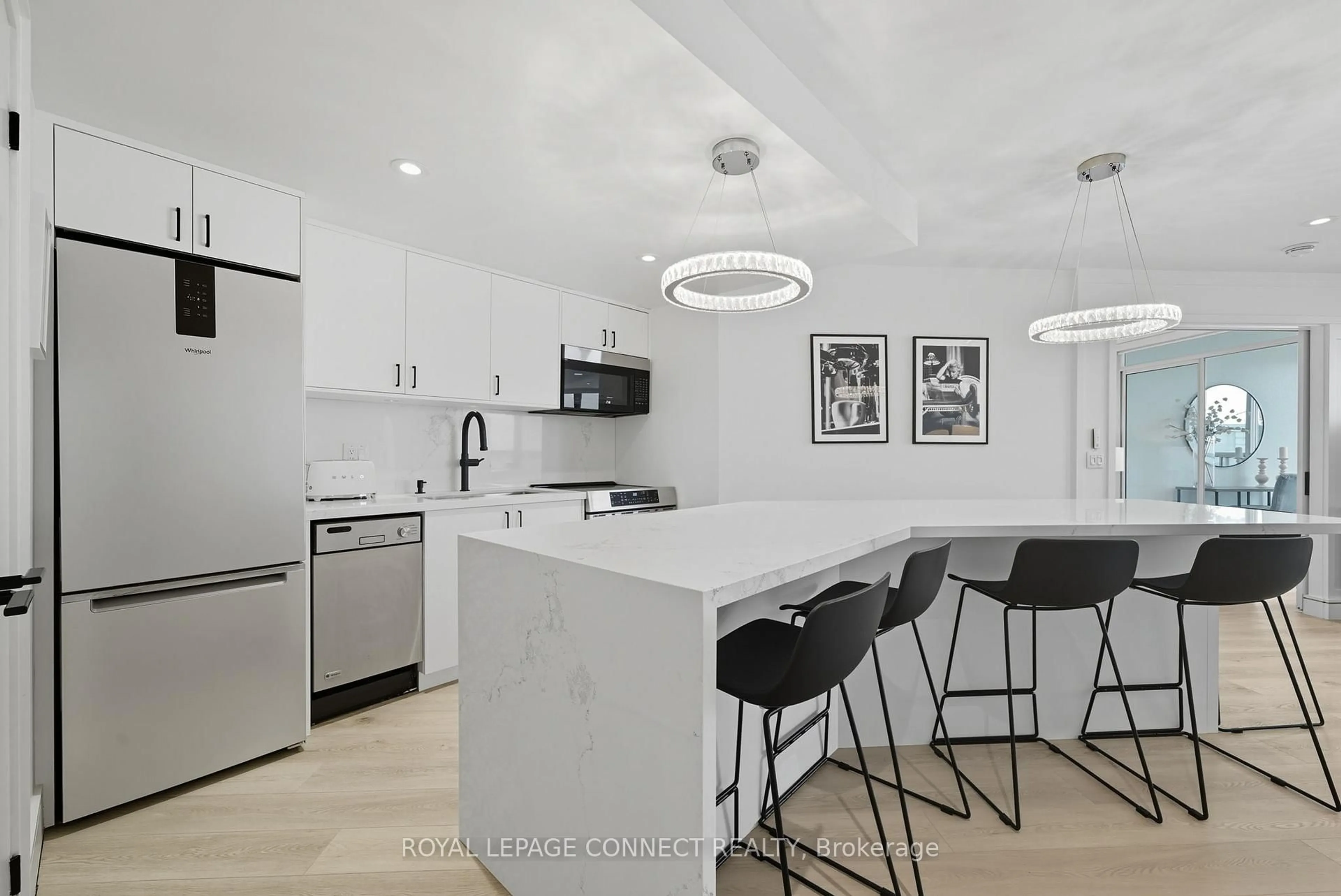Open concept kitchen, unknown for 208 Queens Quay #1504, Toronto Ontario M5J 2Y5