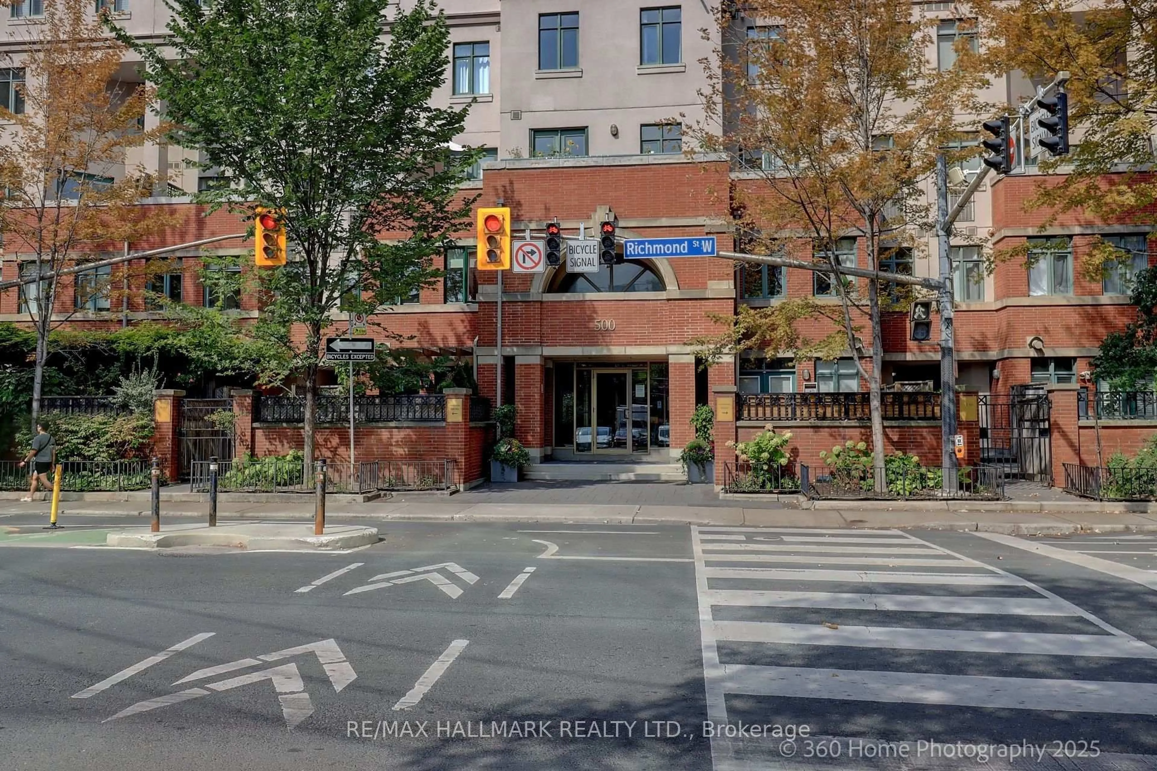 Unknown for 500 Richmond St #333, Toronto Ontario M5V 3N4