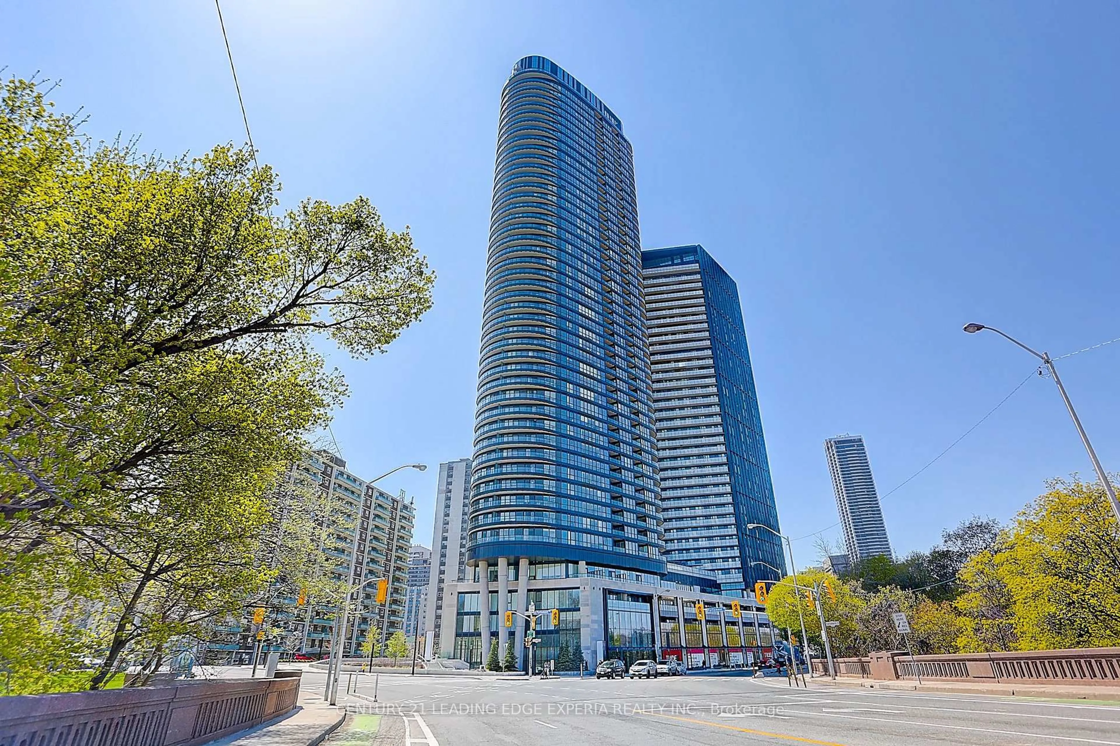 Unknown for 585 Bloor St #1820, Toronto Ontario M4W 0B3