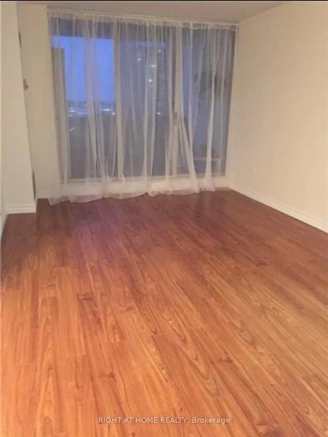 205 Hilda Ave #806, Toronto 5