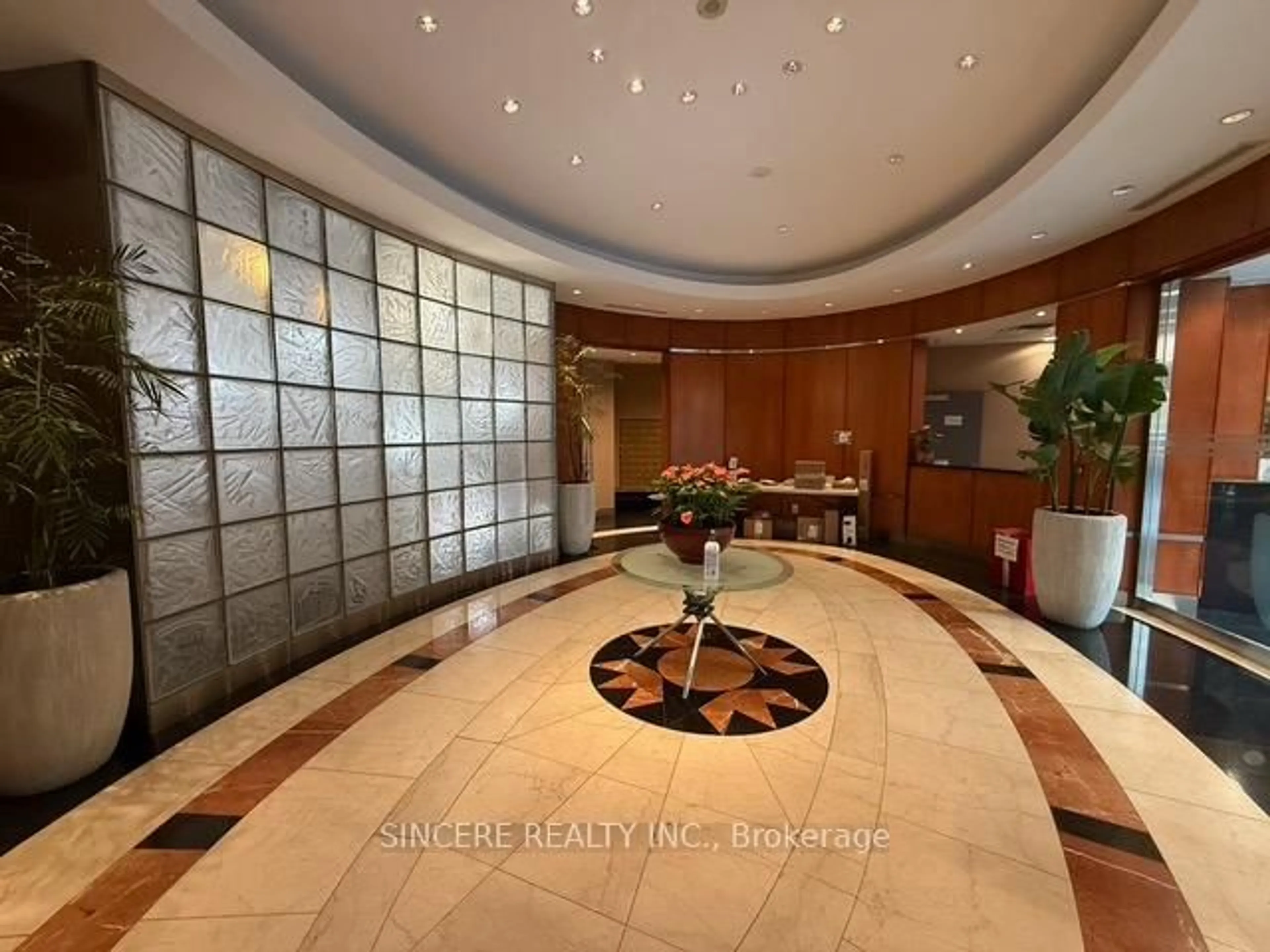 Lobby for 1121 Bay St #1701, Toronto Ontario M5S 3L9