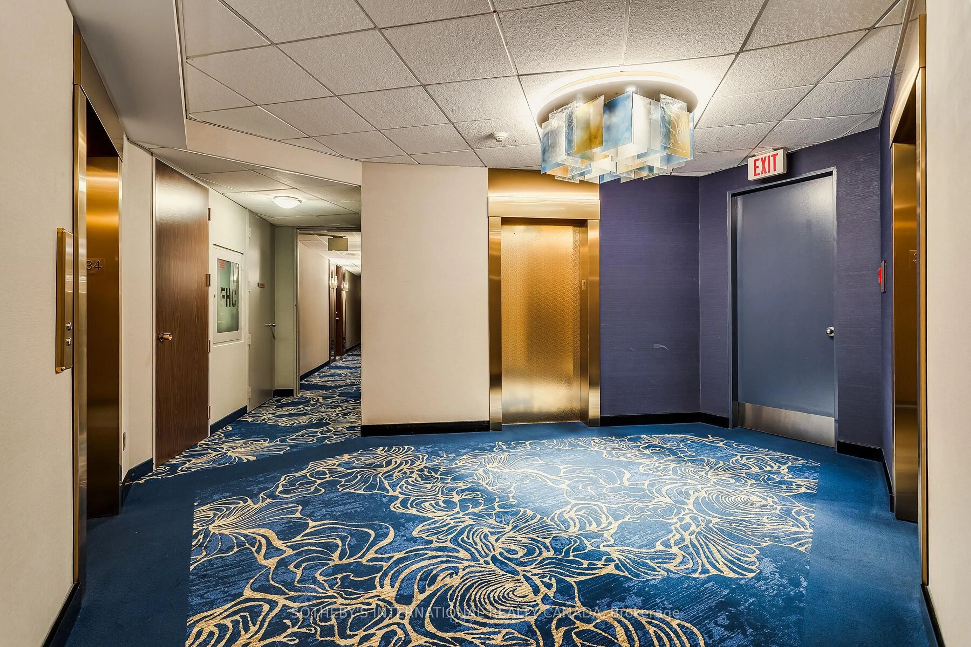 Indoor foyer for 33 Harbour Sq #3408, Toronto Ontario M5J 2G2