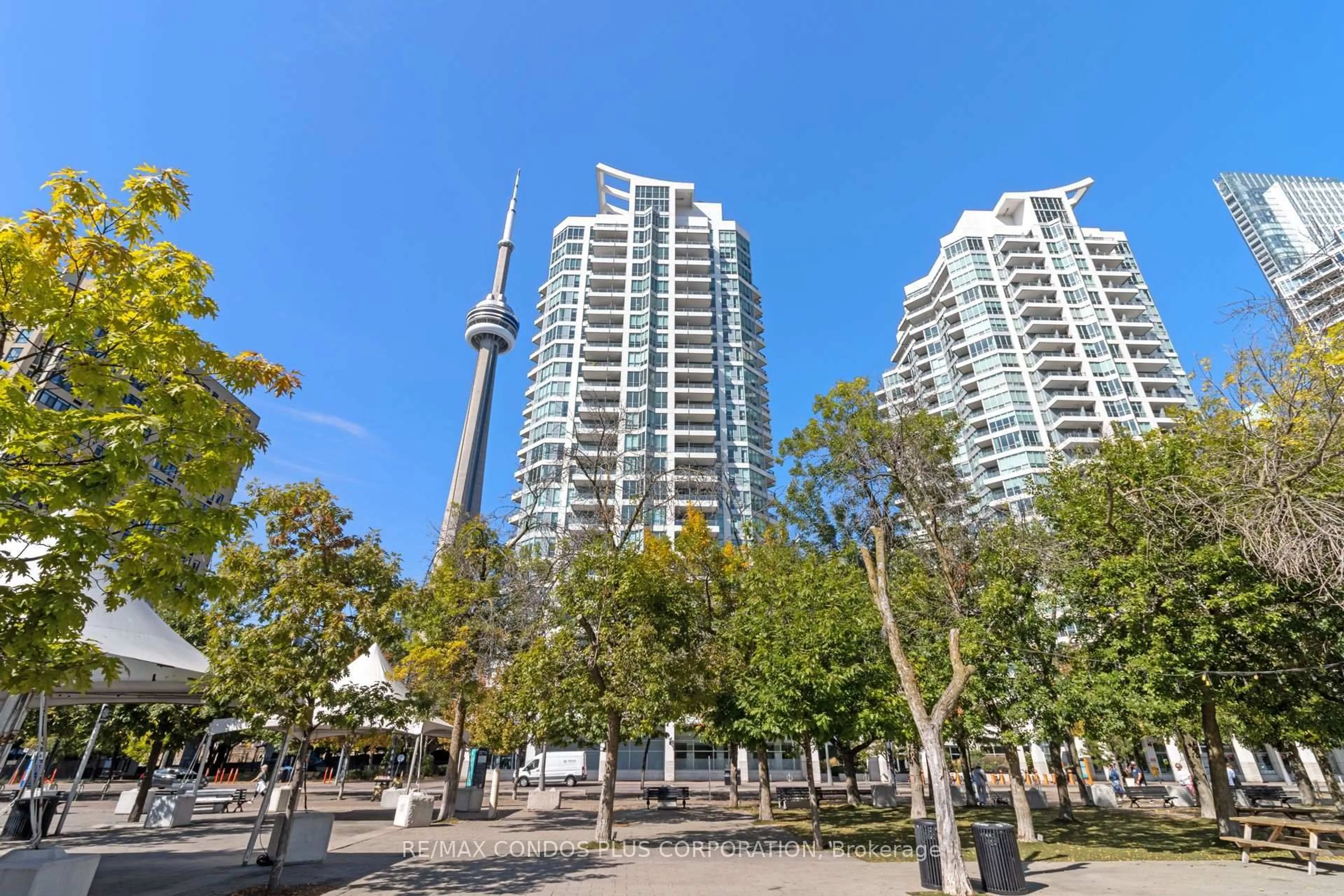 Unknown for 230 Queens Quay #1215, Toronto Ontario M5J 2Y7