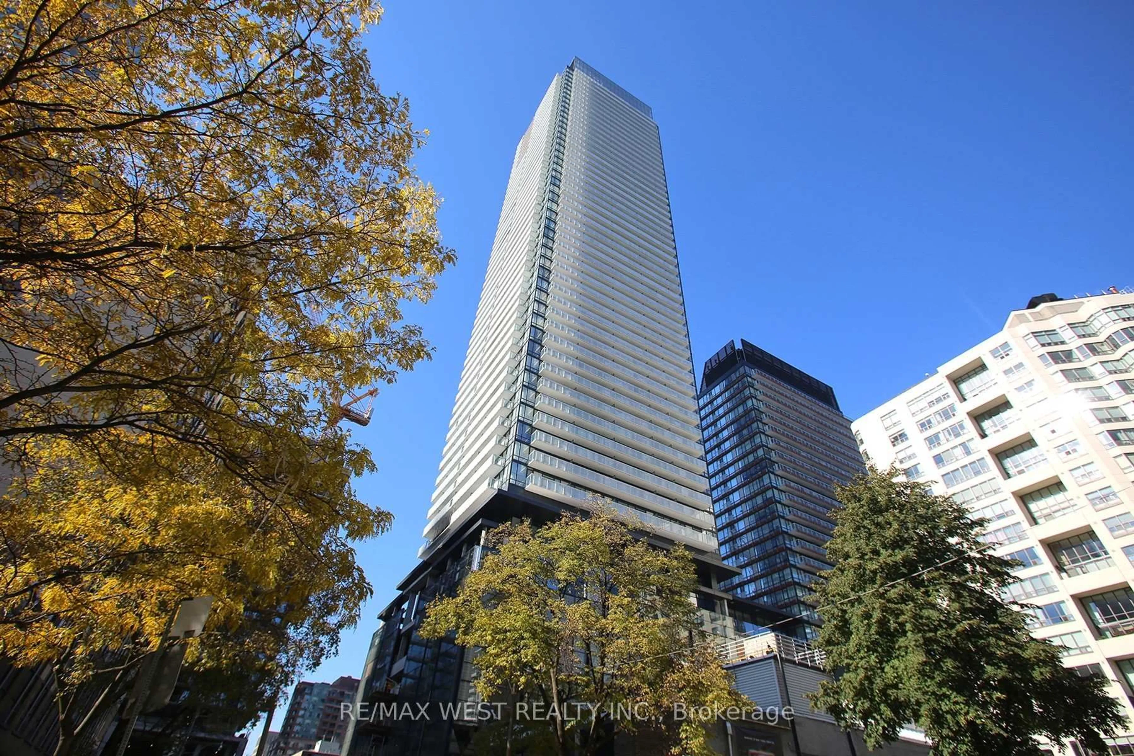 Unknown for 501 Yonge St #3801, Toronto Ontario M4Y 0G8