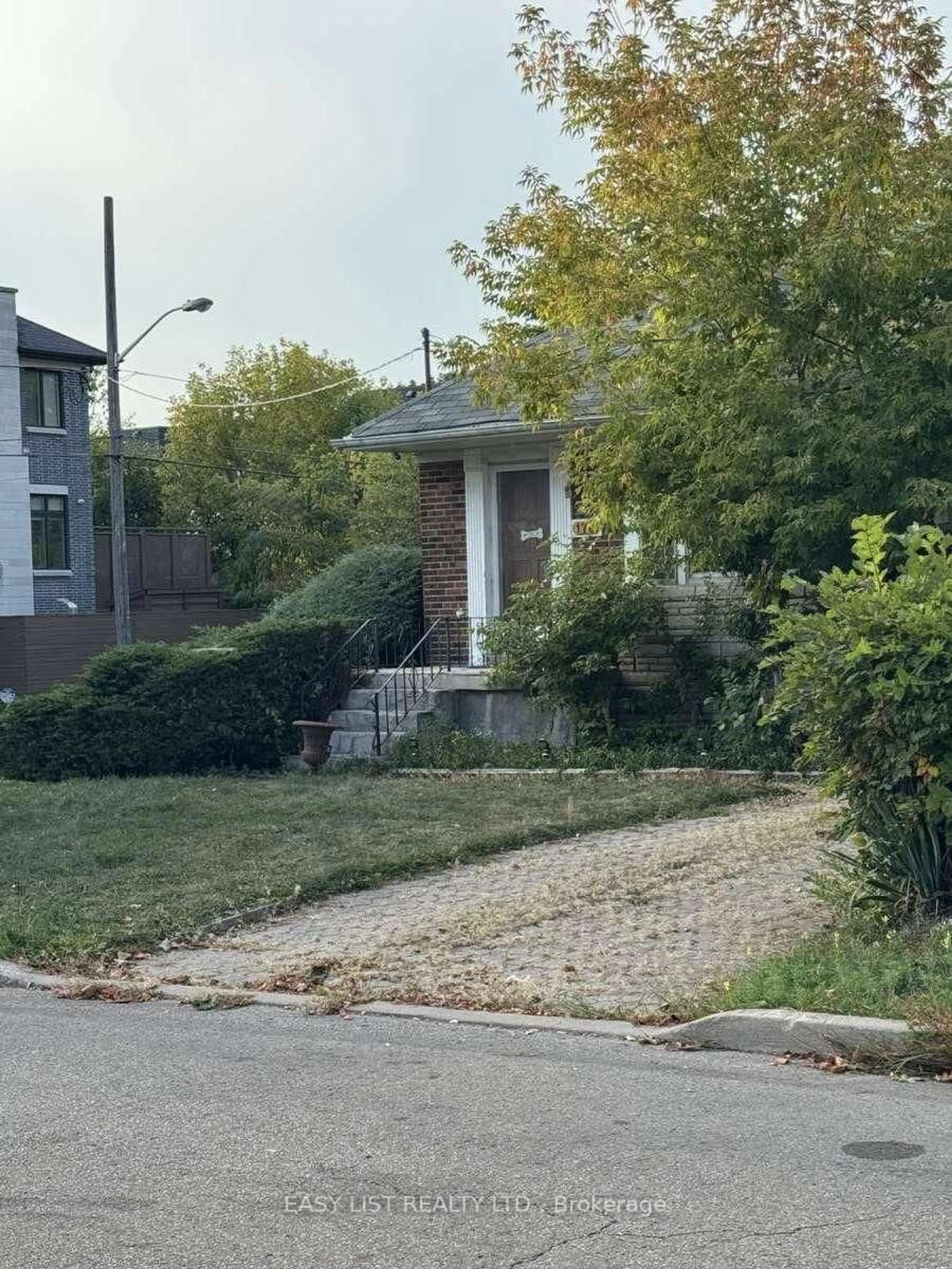 Unknown for 170 Haddington Ave, Toronto Ontario M5M 2P6