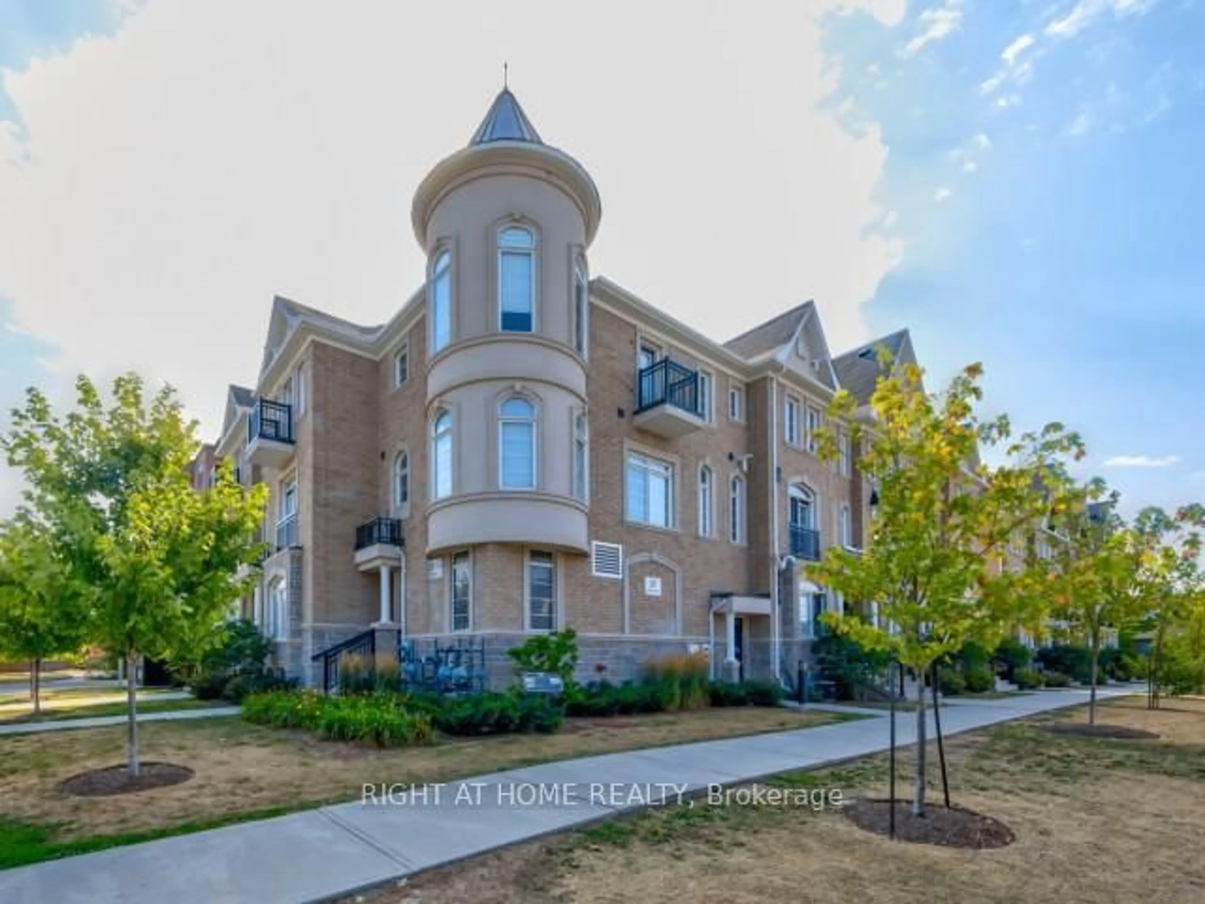 Home with brick exterior material, street for 37 Drewry Ave #19, Toronto Ontario M2M 0B4