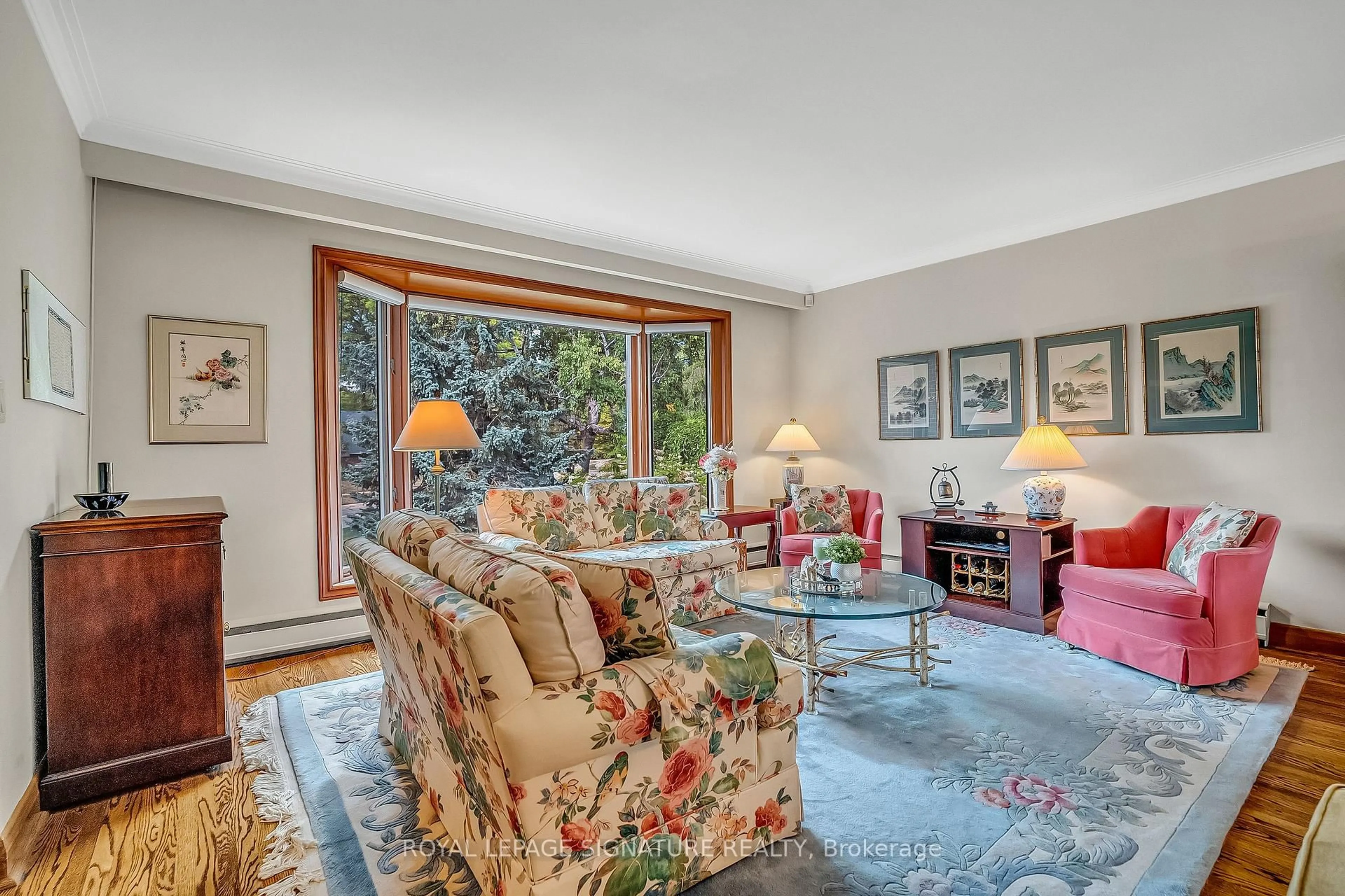 Living room with furniture, unknown for 81 Broadlands Blvd, Toronto Ontario M3A 1J6