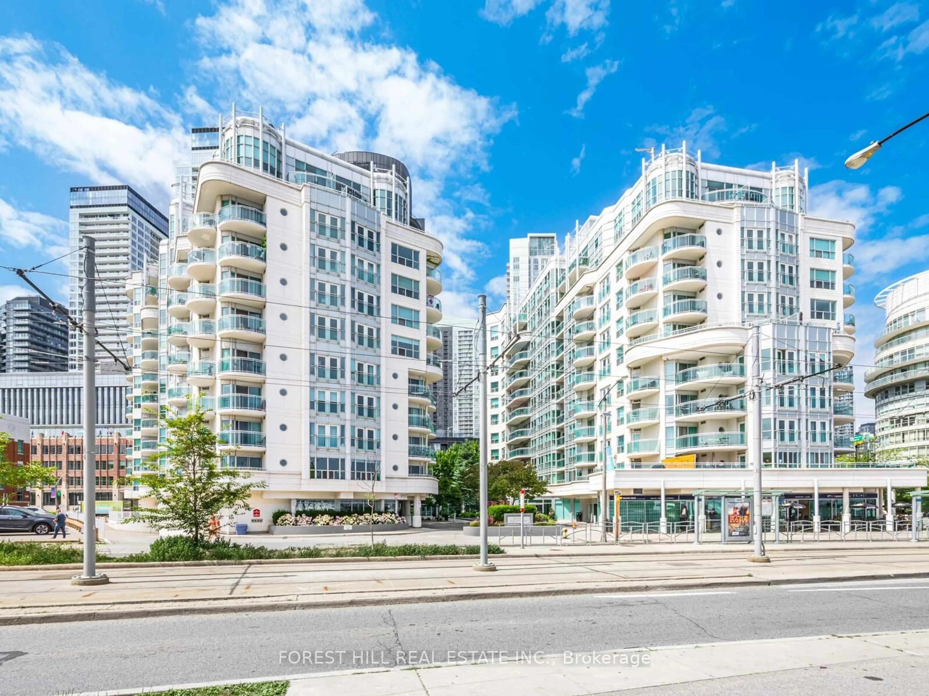 Unknown for 600 Queens Quay #606, Toronto Ontario M5V 3M3