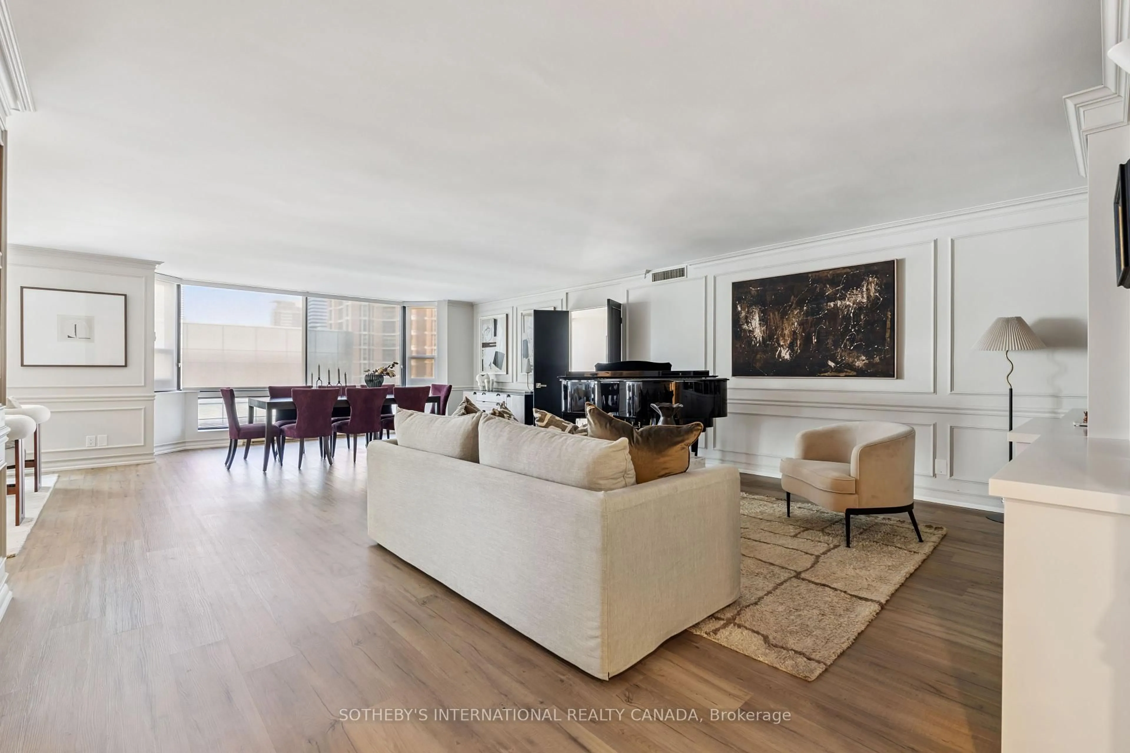 Living room with furniture, unknown for 1166 Bay St #1205, Toronto Ontario M5S 2X8