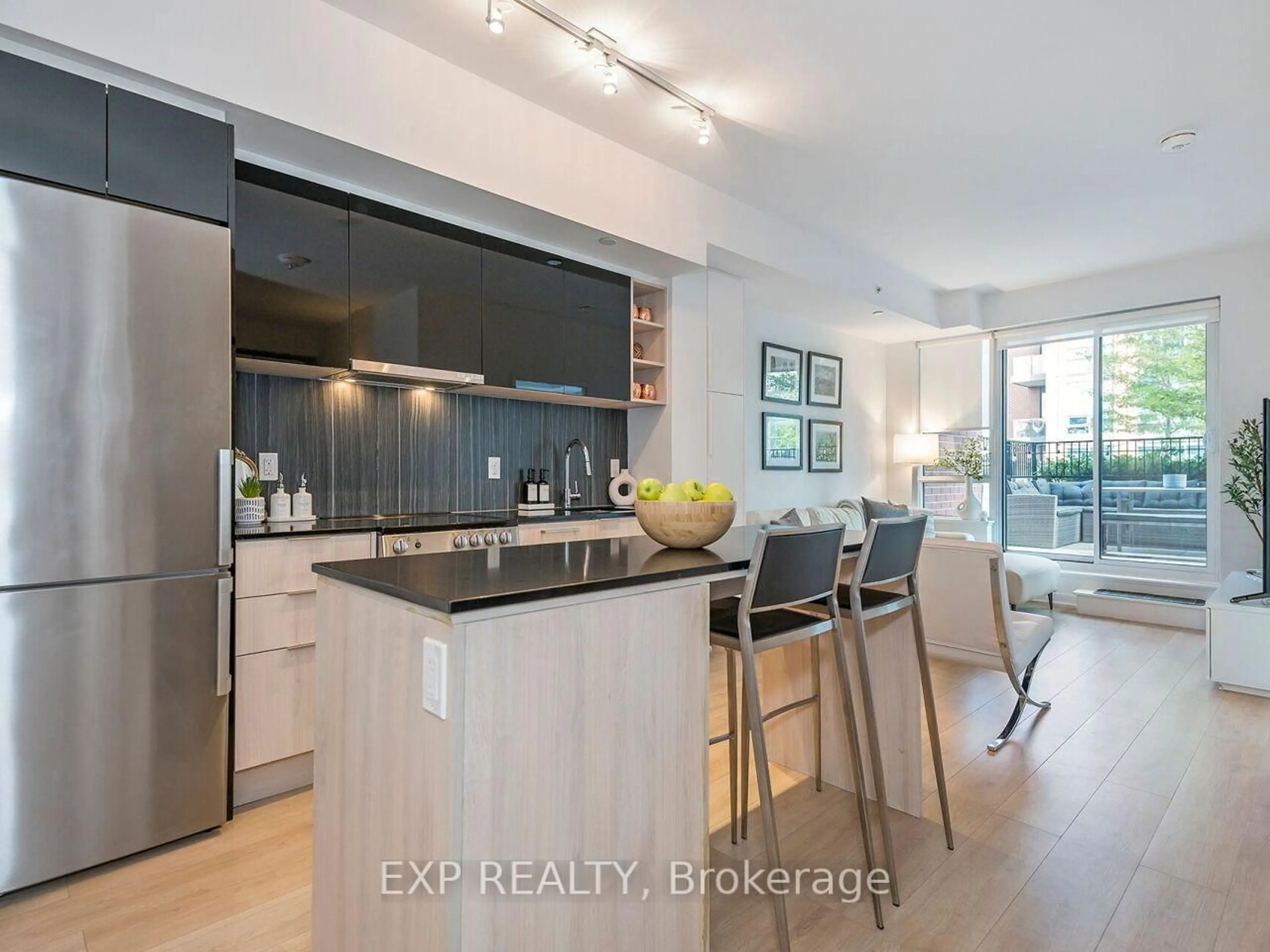 Open concept kitchen, unknown for 31 Tippett Rd #736, Toronto Ontario M3H 0C8