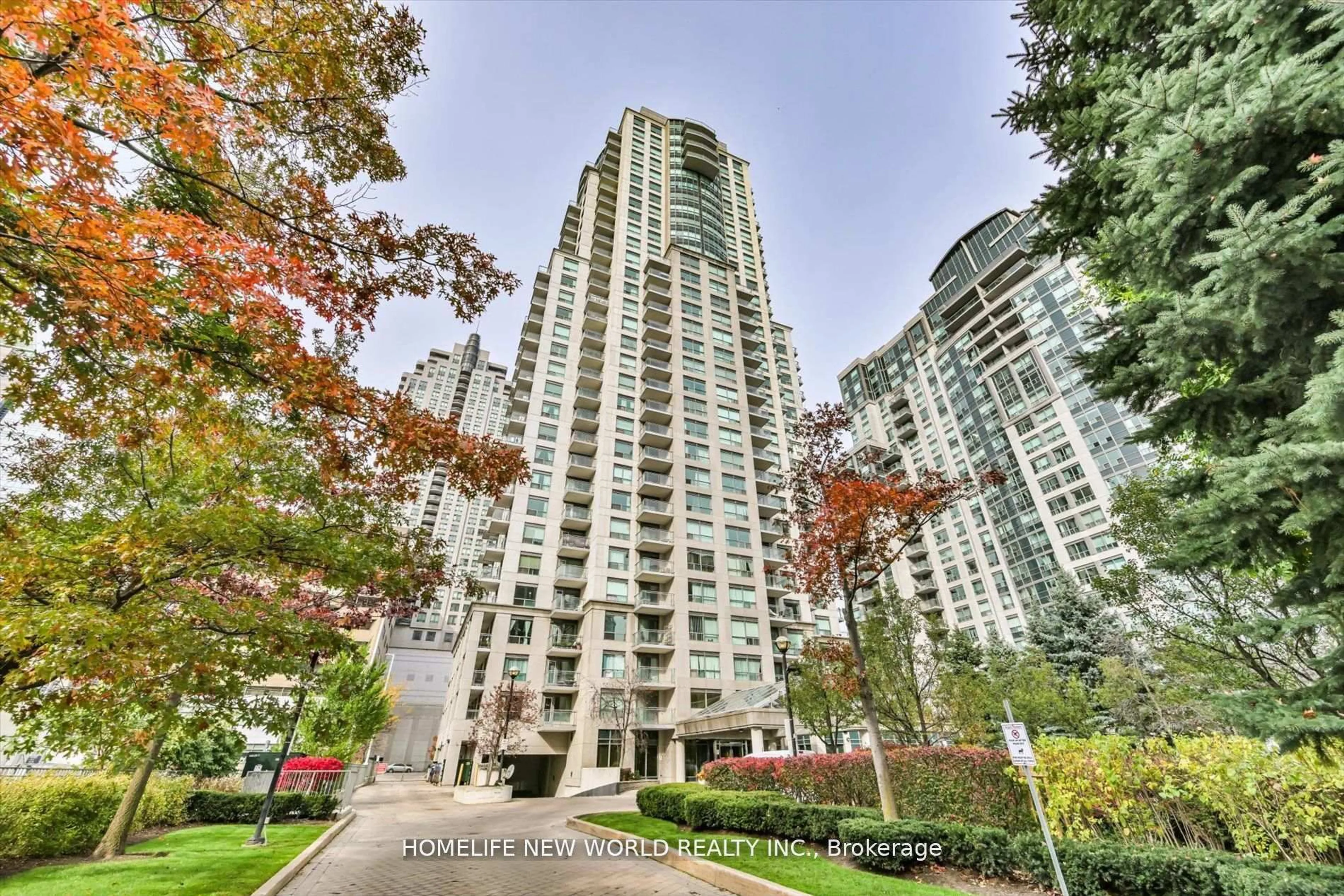 Patio, unknown for 21 Hillcrest Ave #607, Toronto Ontario M2N 7K2