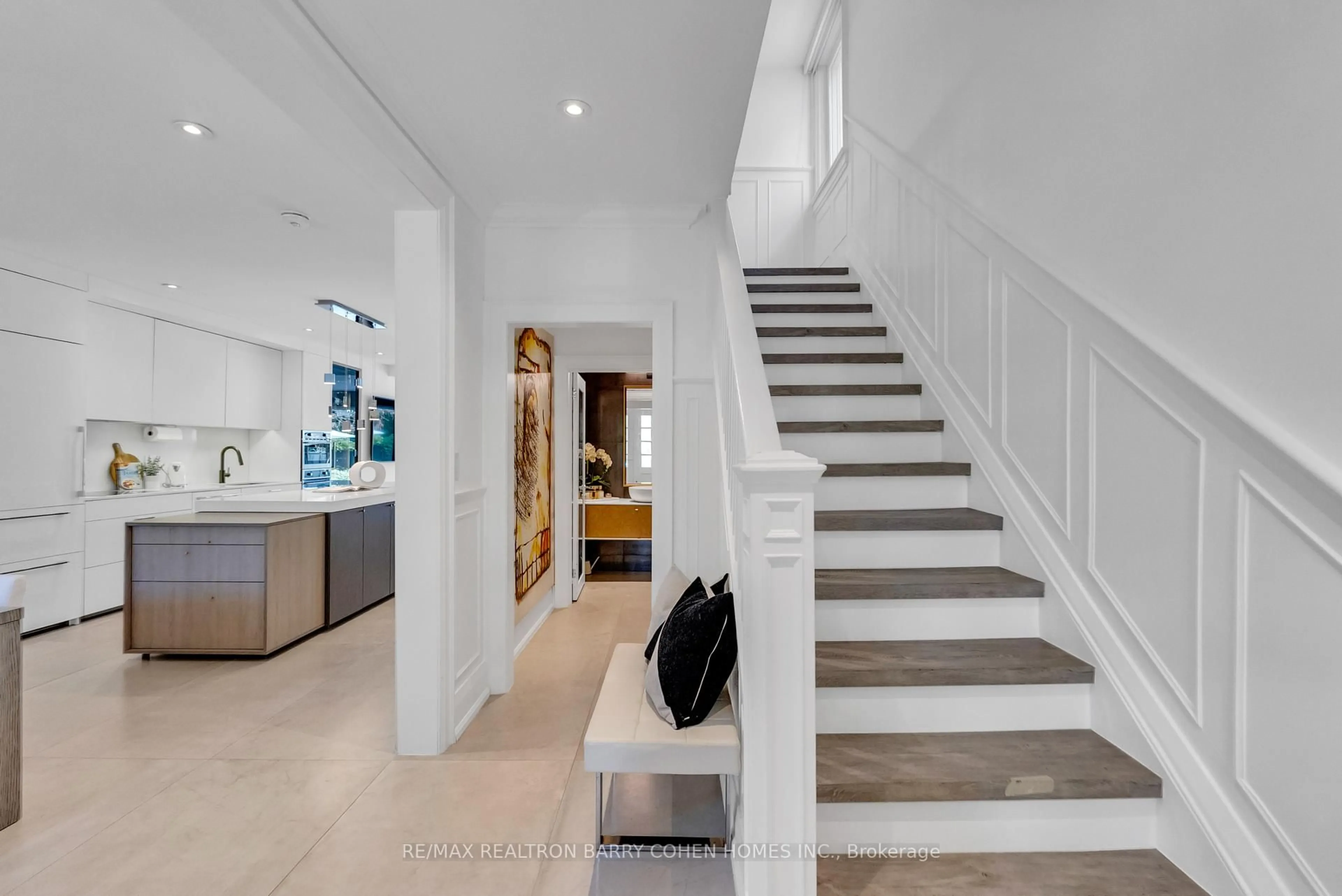 Unknown for 18 Astley Ave, Toronto Ontario M4W 3B4