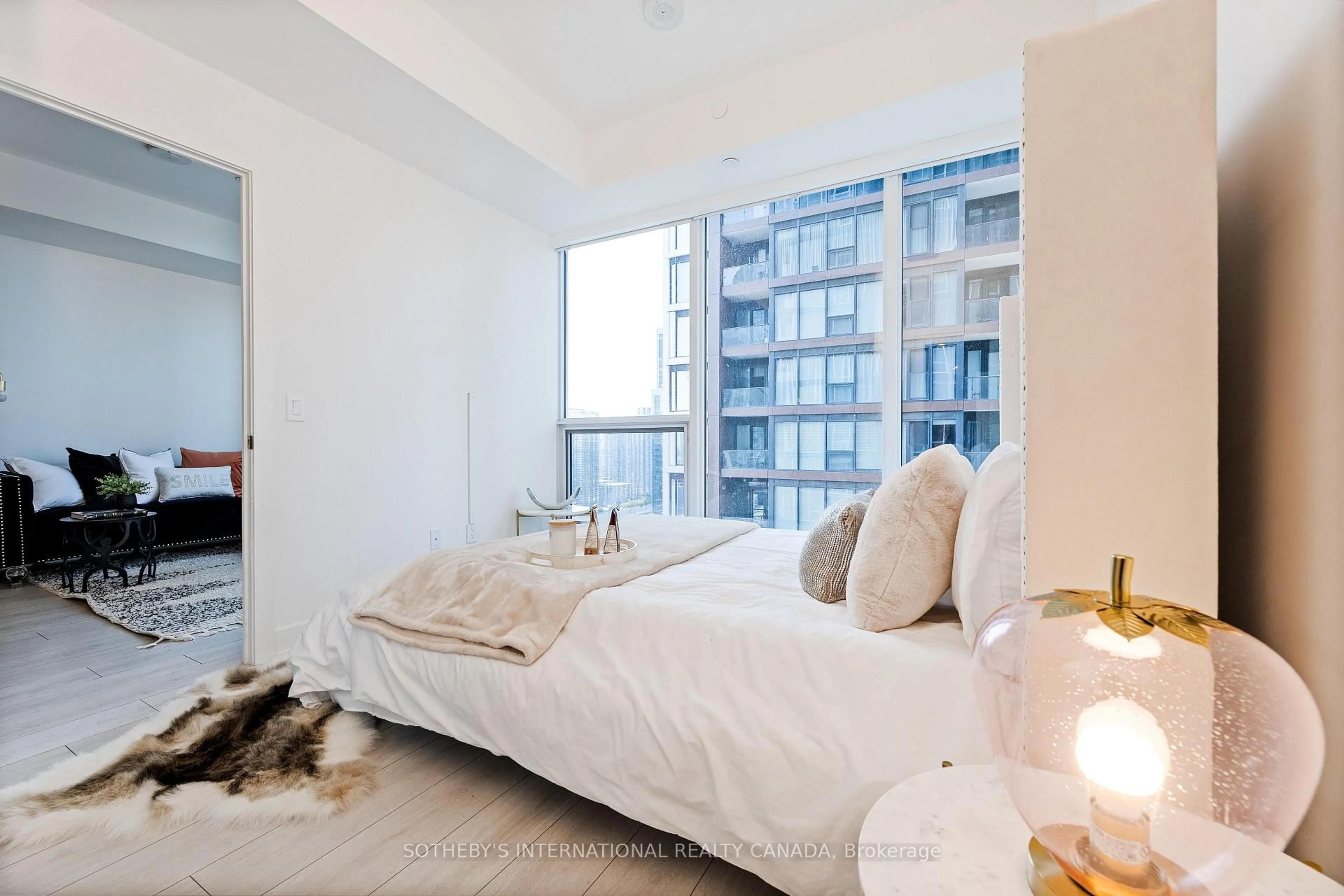 Bedroom with bed, unknown for 35 Mercer St #2411, Toronto Ontario M5V 0V1