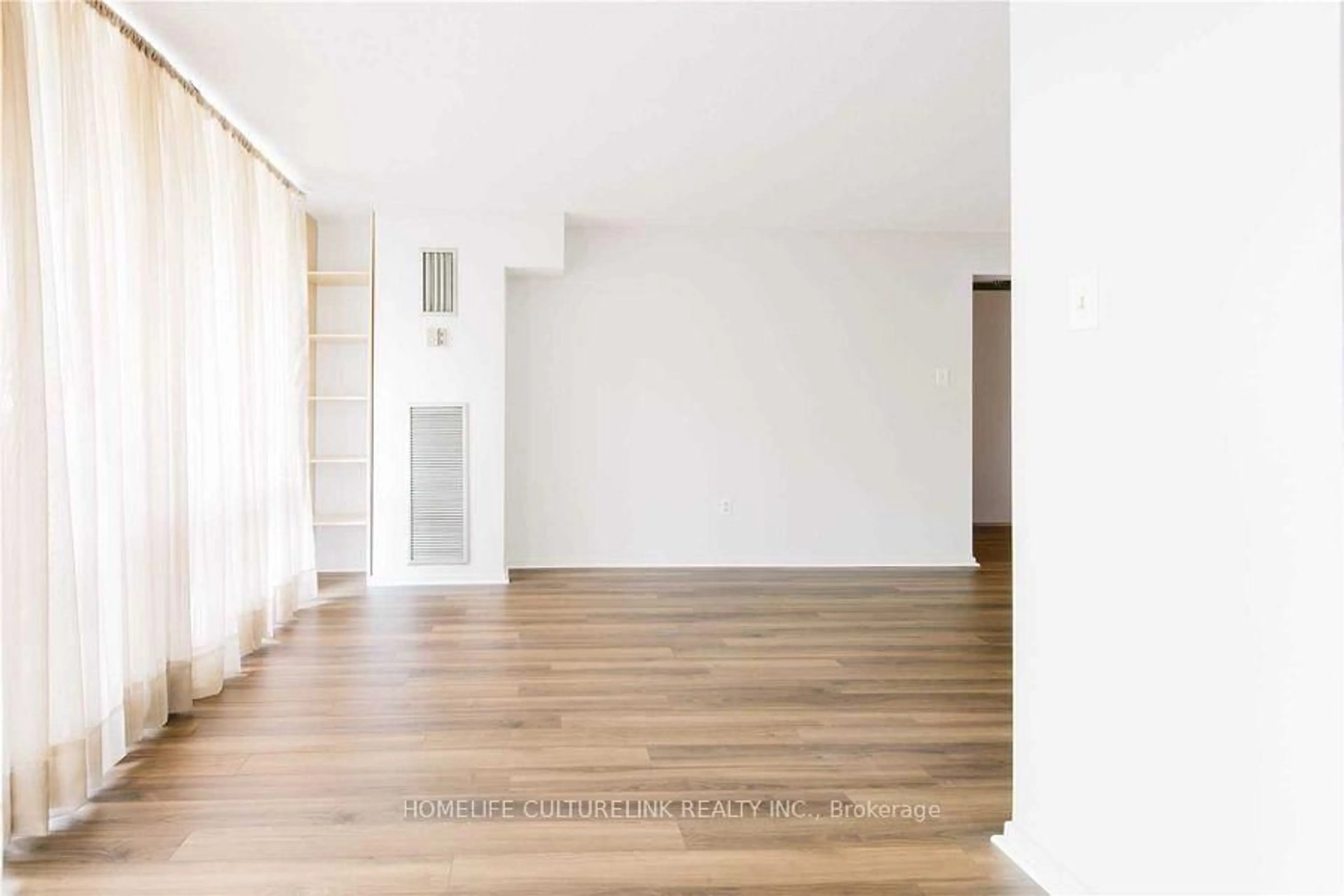 A pic of a room for 177 Linus Rd #201, Toronto Ontario M2J 4S5