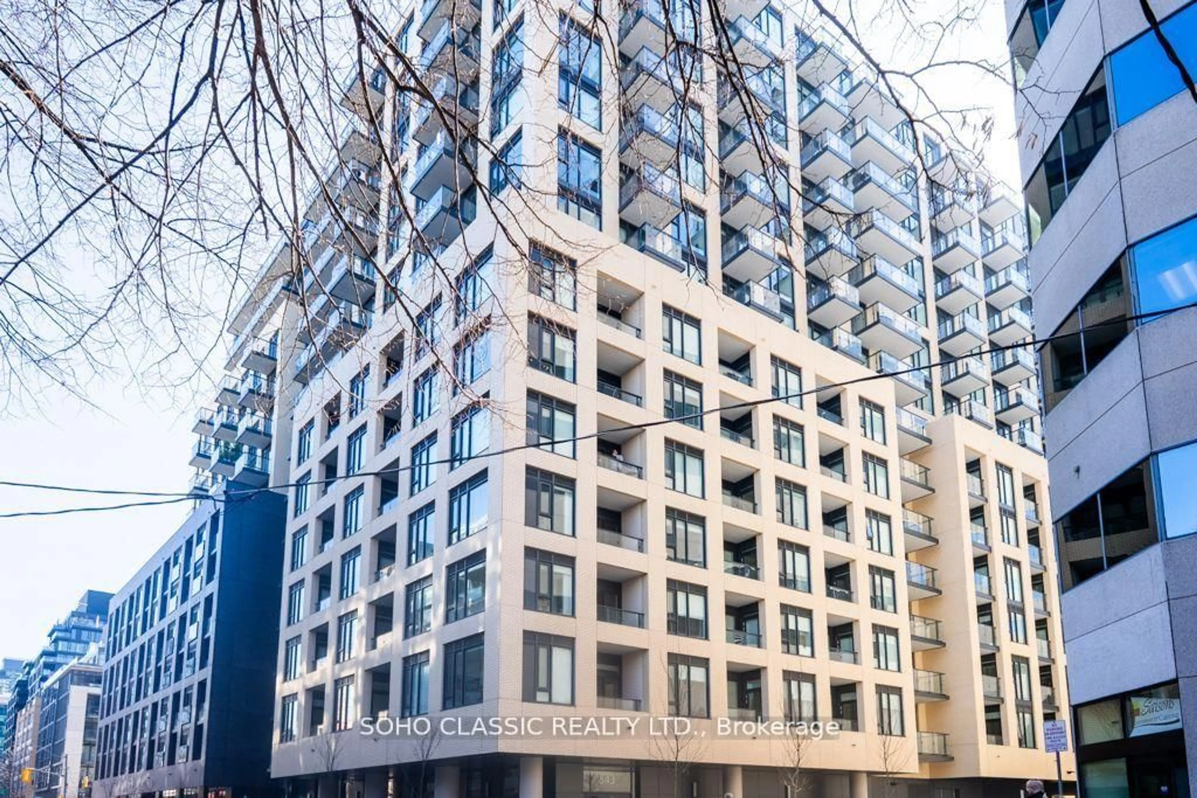 A pic from outside/outdoor area/front of a property/back of a property/a pic from drone, building for 543 Richmond St #512, Toronto Ontario M5V 0W9