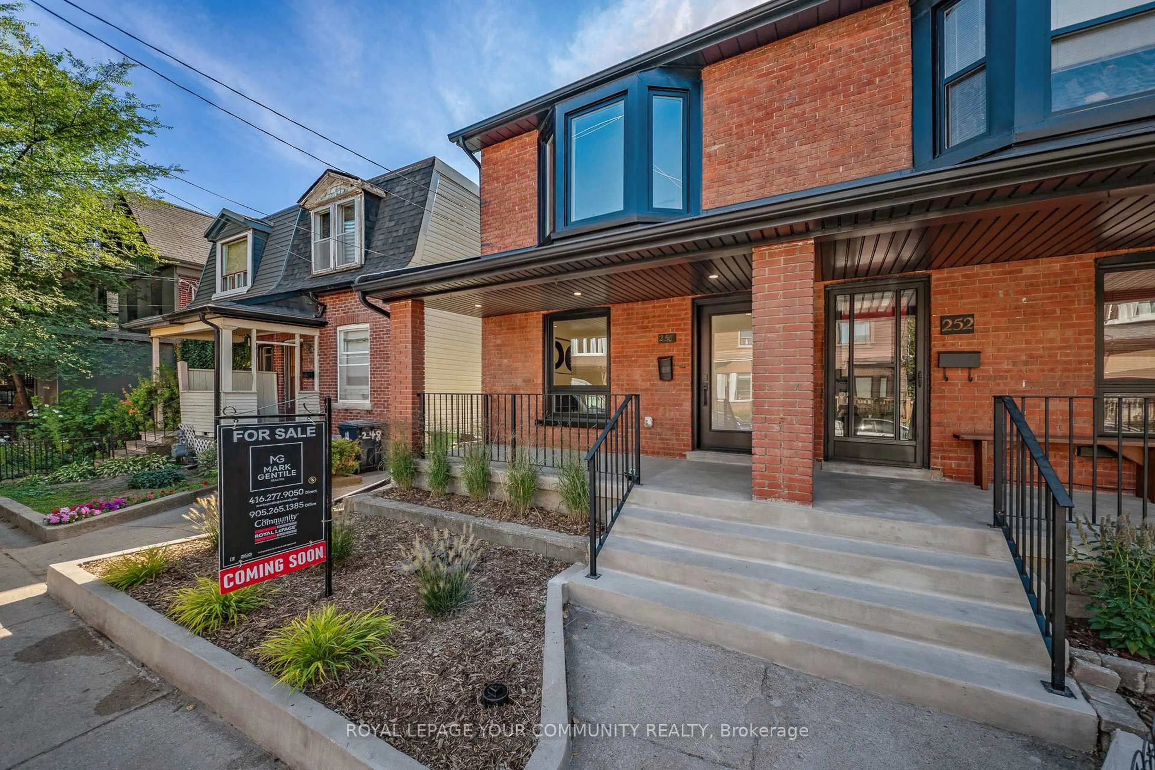 Home with brick exterior material, street for 250 Sterling Rd, Toronto Ontario M6R 2B9