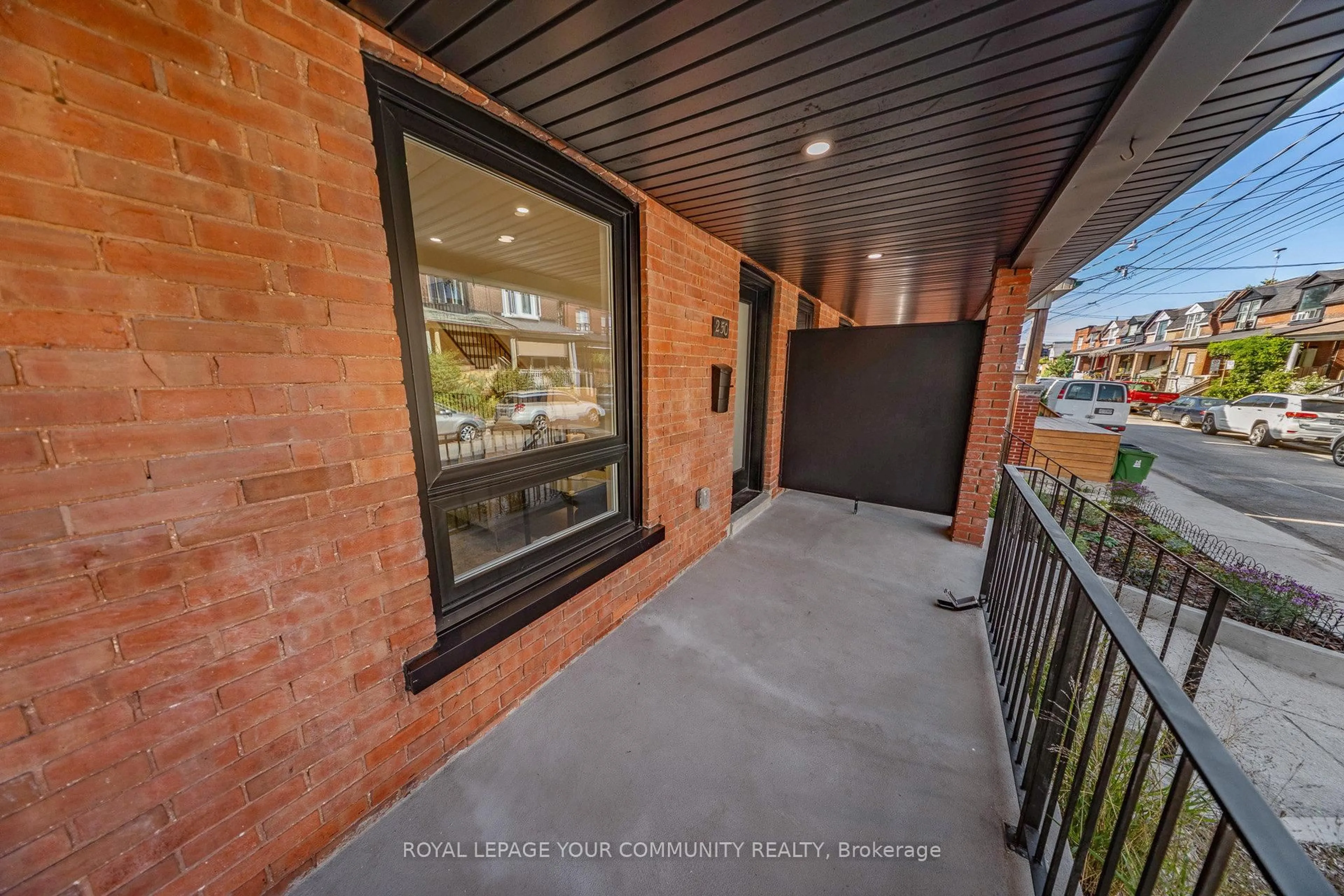 Unknown for 250 Sterling Rd, Toronto Ontario M6R 2B9
