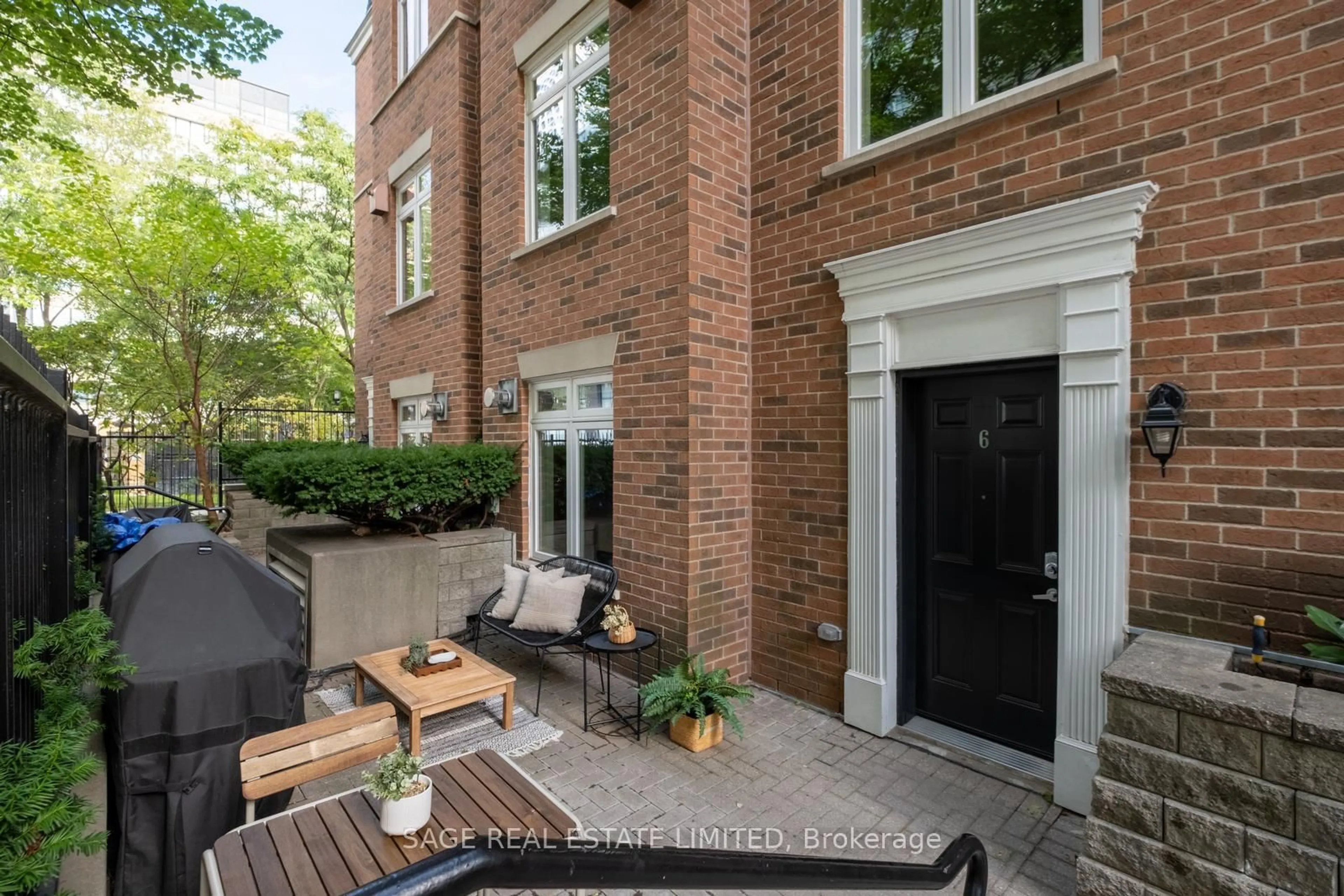 Home with brick exterior material, street for 87 Lillian St #6, Toronto Ontario M4S 2H7