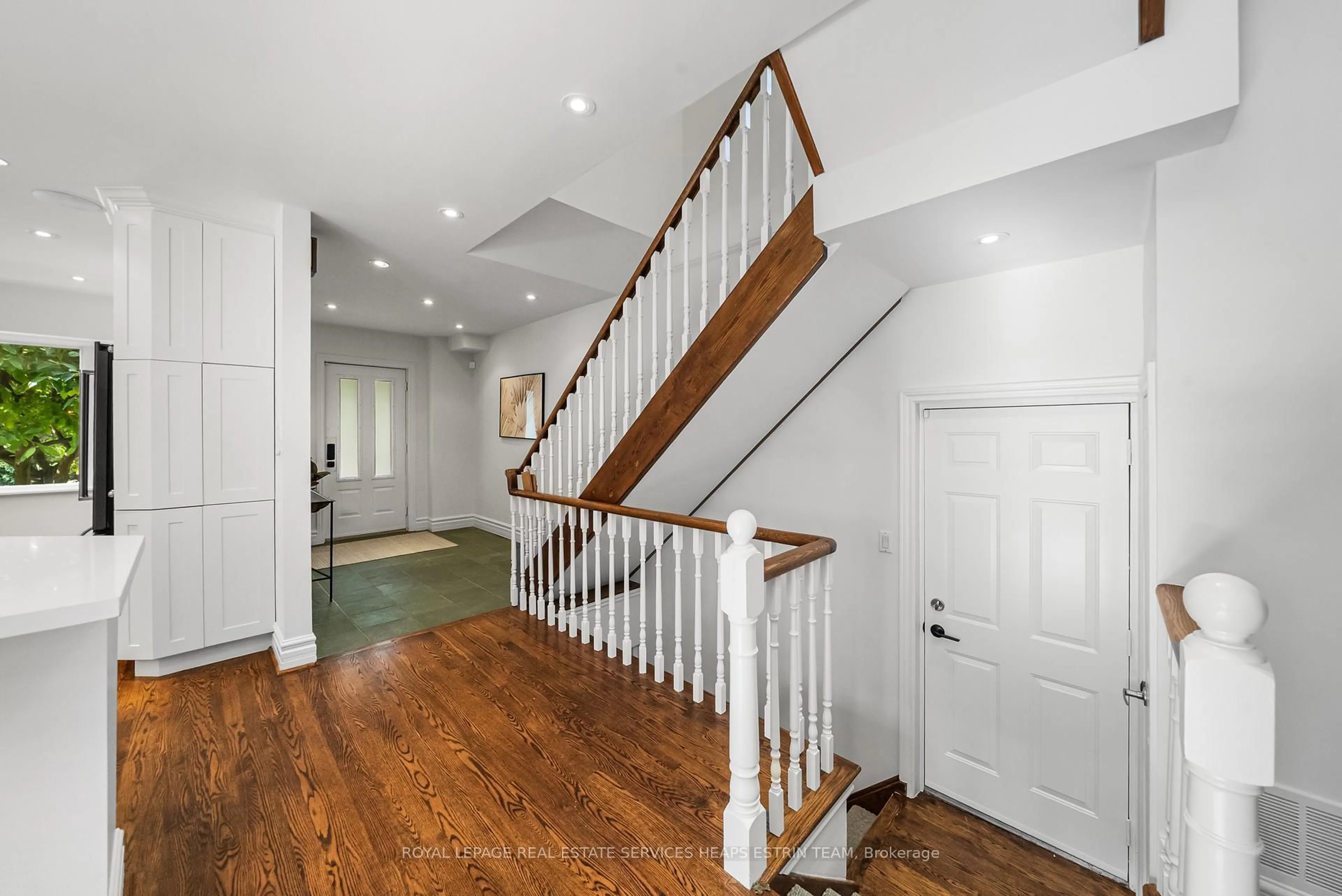 Unknown for 77 Astley Ave, Toronto Ontario M4W 3B5