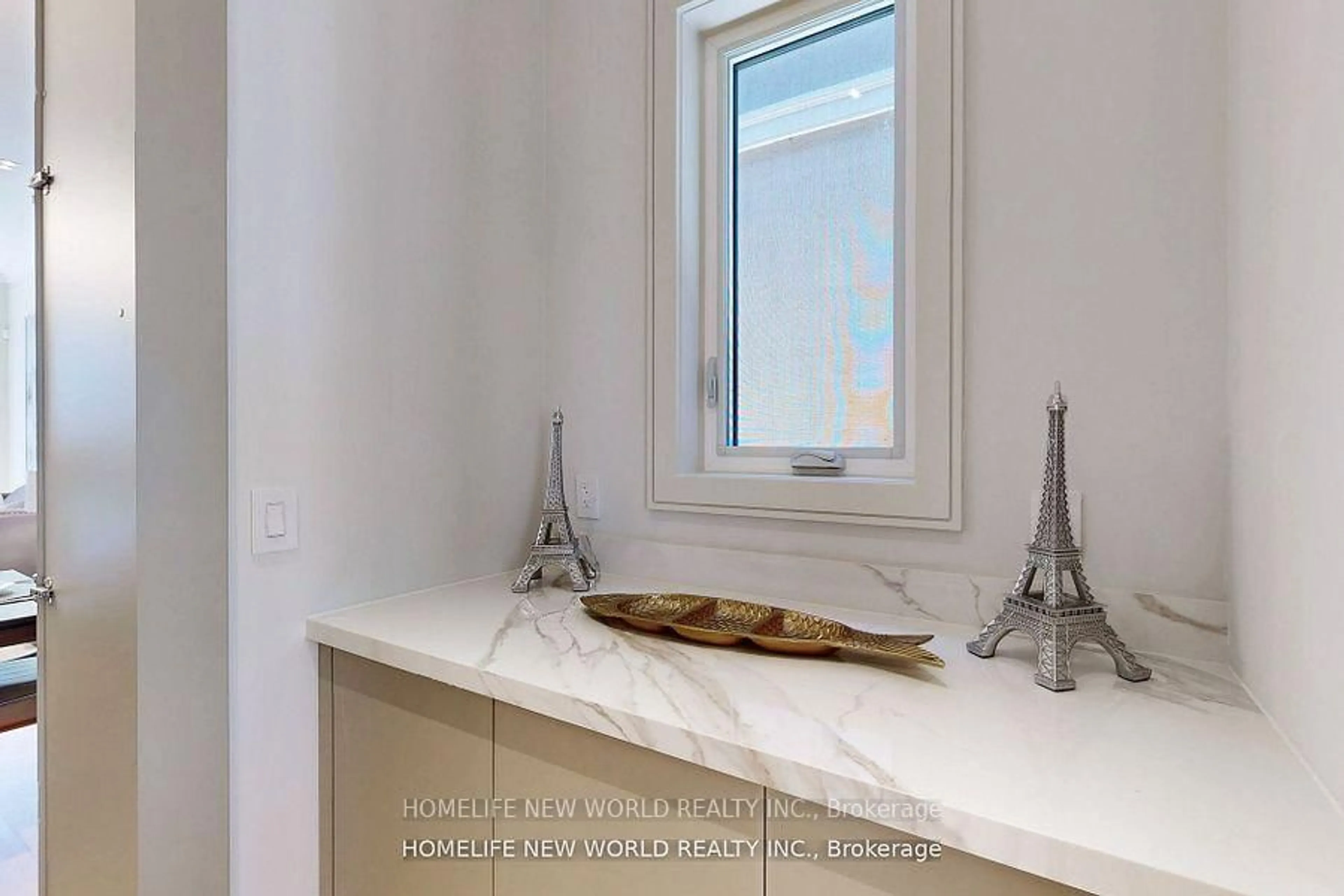 Unknown for 168 Glenvale Blvd, Toronto Ontario M4G 2W3
