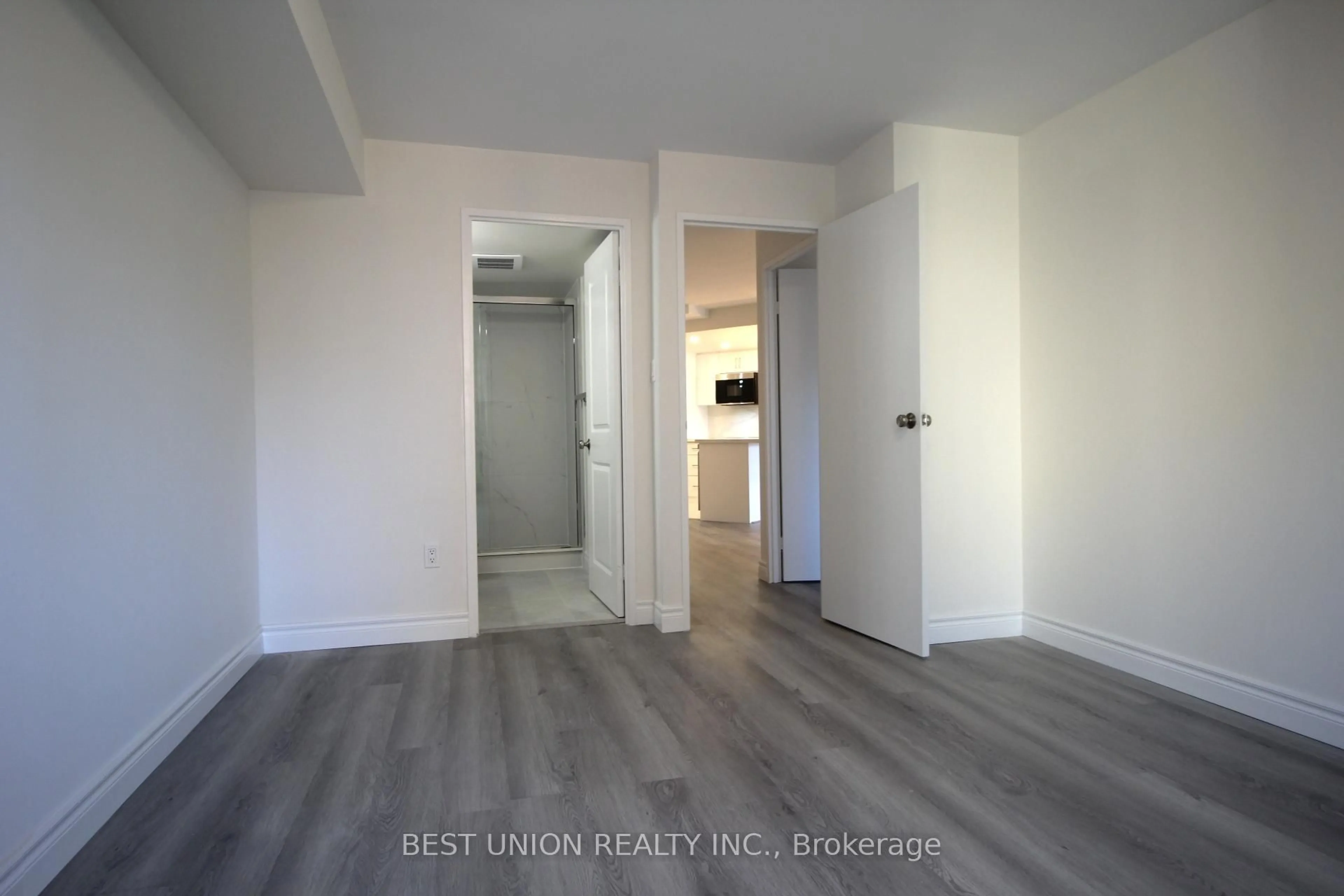 A pic of a room for 77 Maitland Pl #1209, Toronto Ontario M4Y 2V6