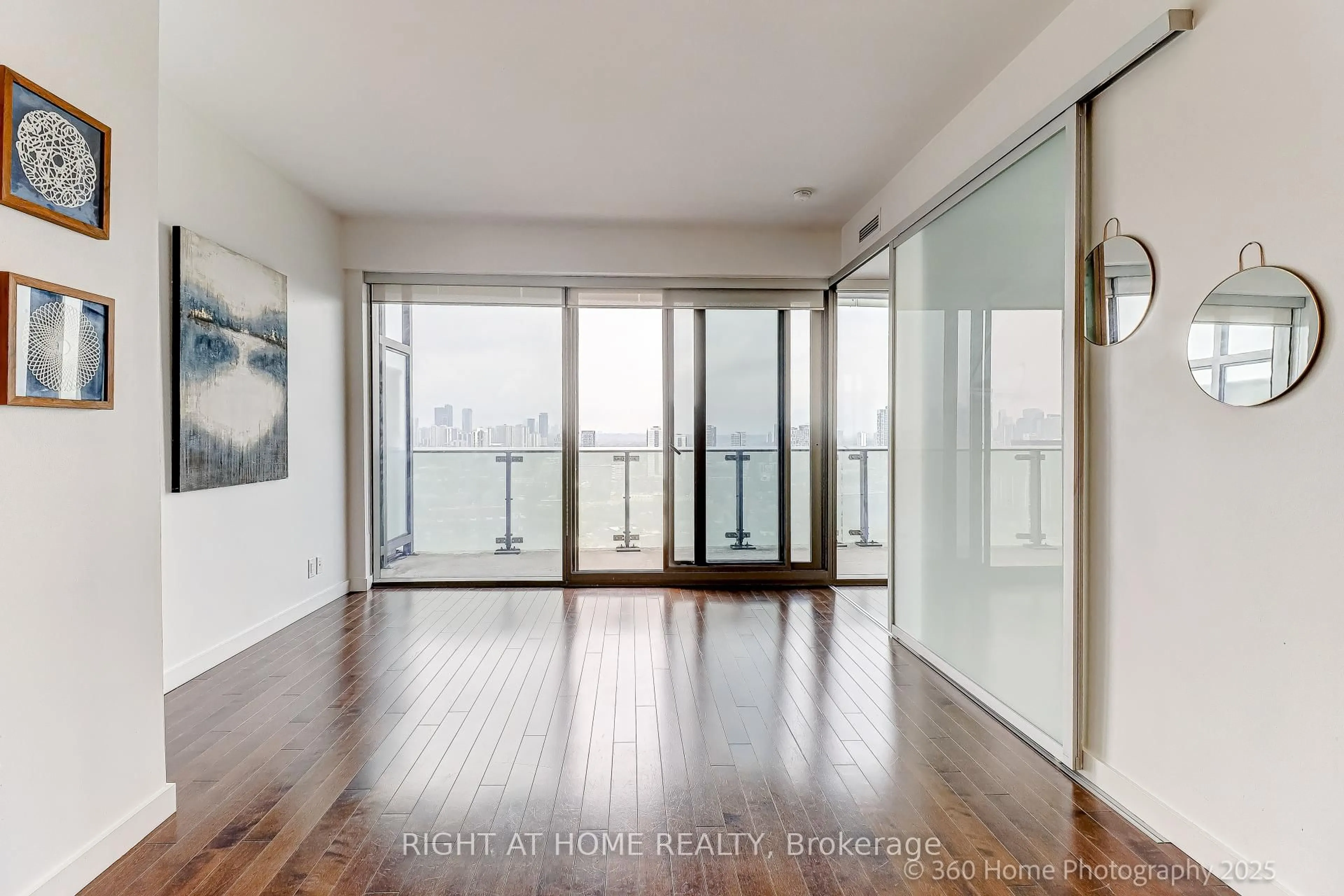 Unknown for 390 Cherry St #2903, Toronto Ontario M5A 0E2