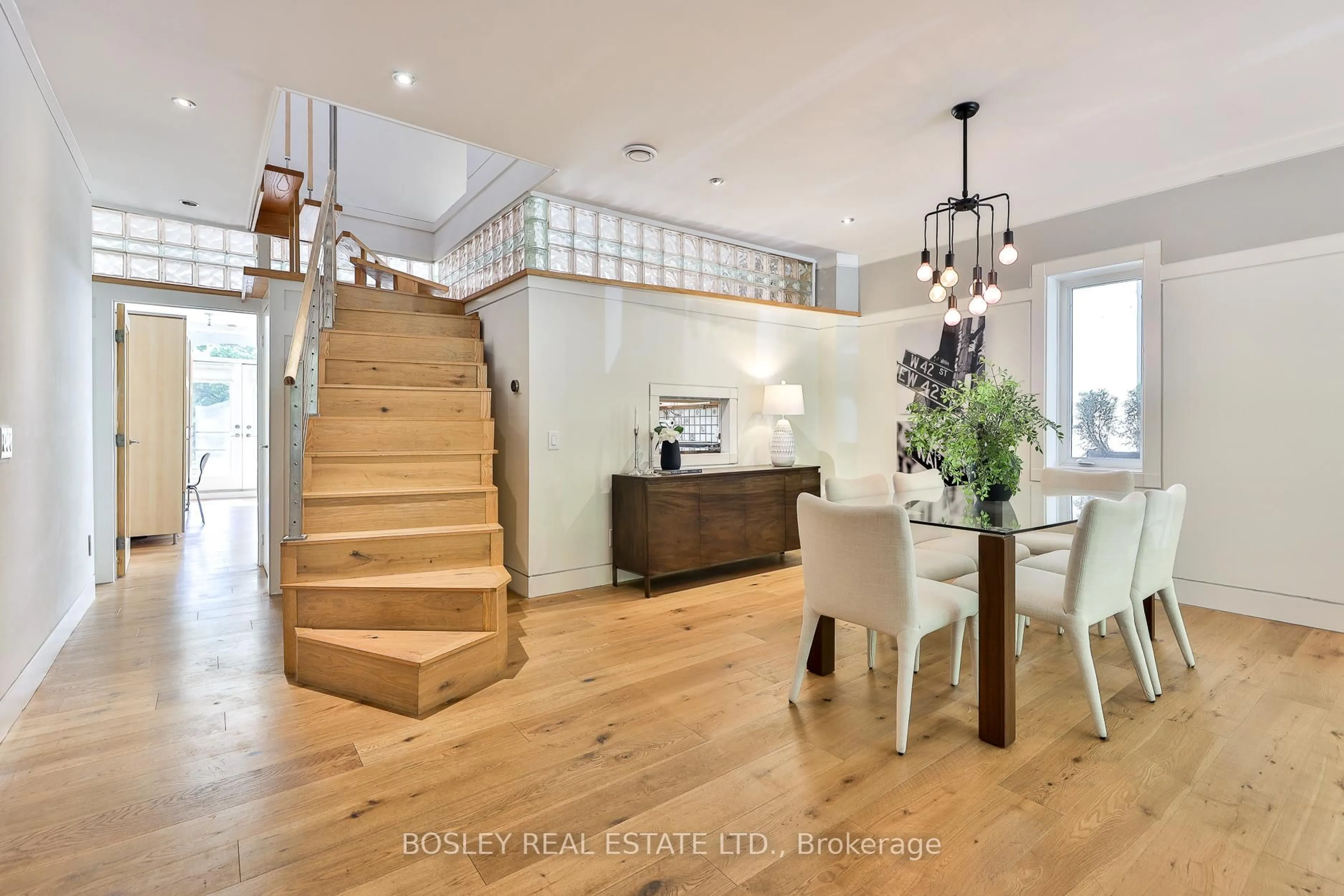 Open concept kitchen, wood/laminate floor for 301 Keewatin Ave, Toronto Ontario M4P 2A4