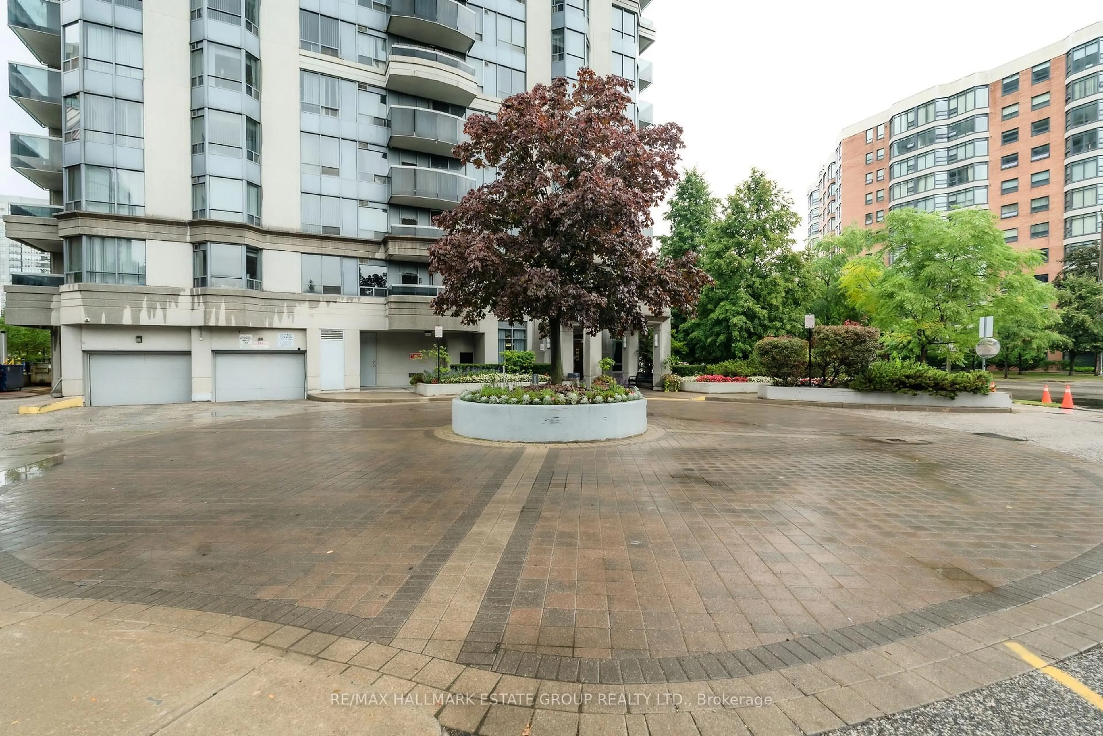 Patio, street for 35 Finch Ave #1909, Toronto Ontario M2N 6Z8