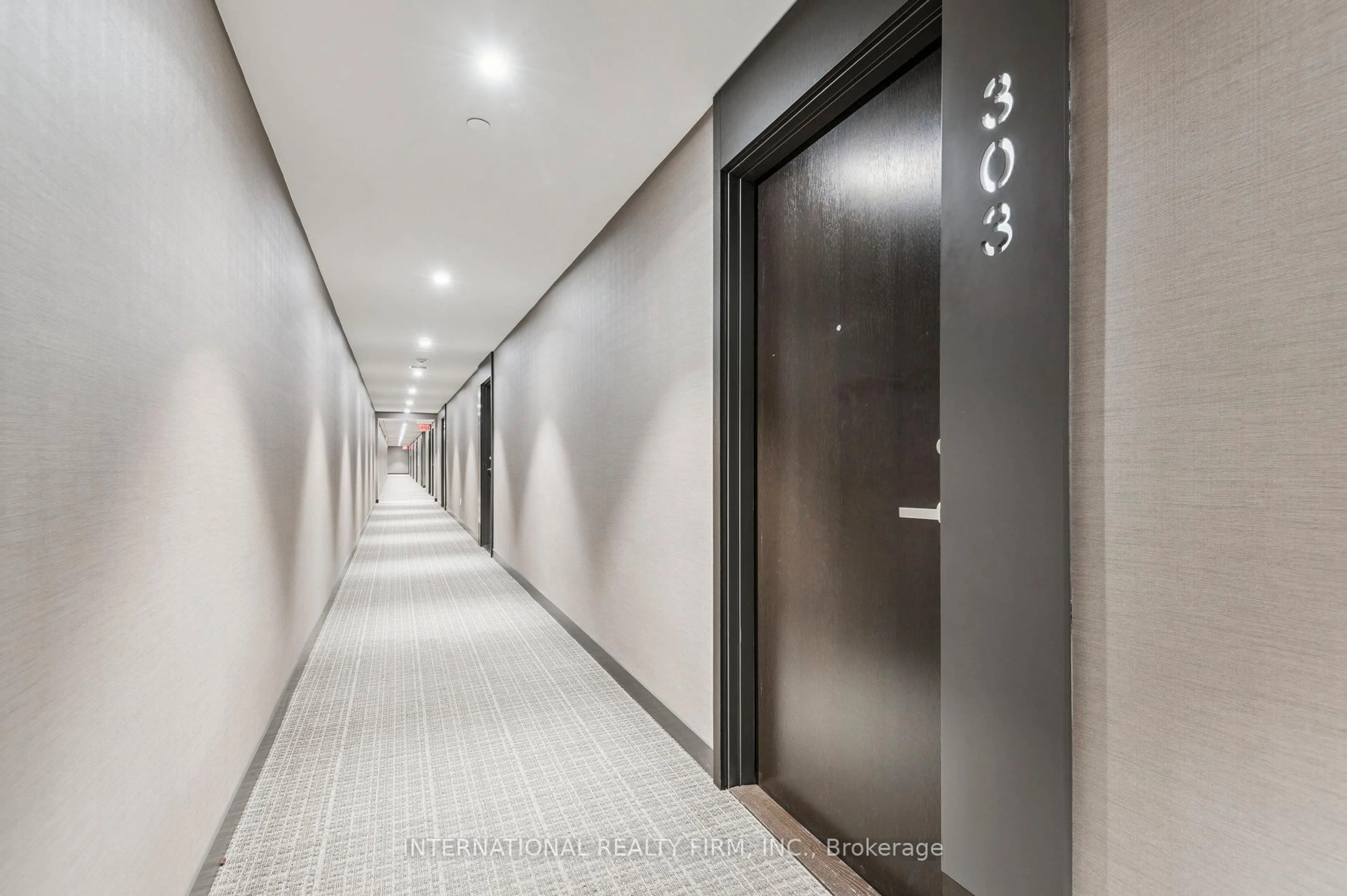 Indoor foyer for 55 Regent Park Blvd #303, Toronto Ontario M5A 0C2