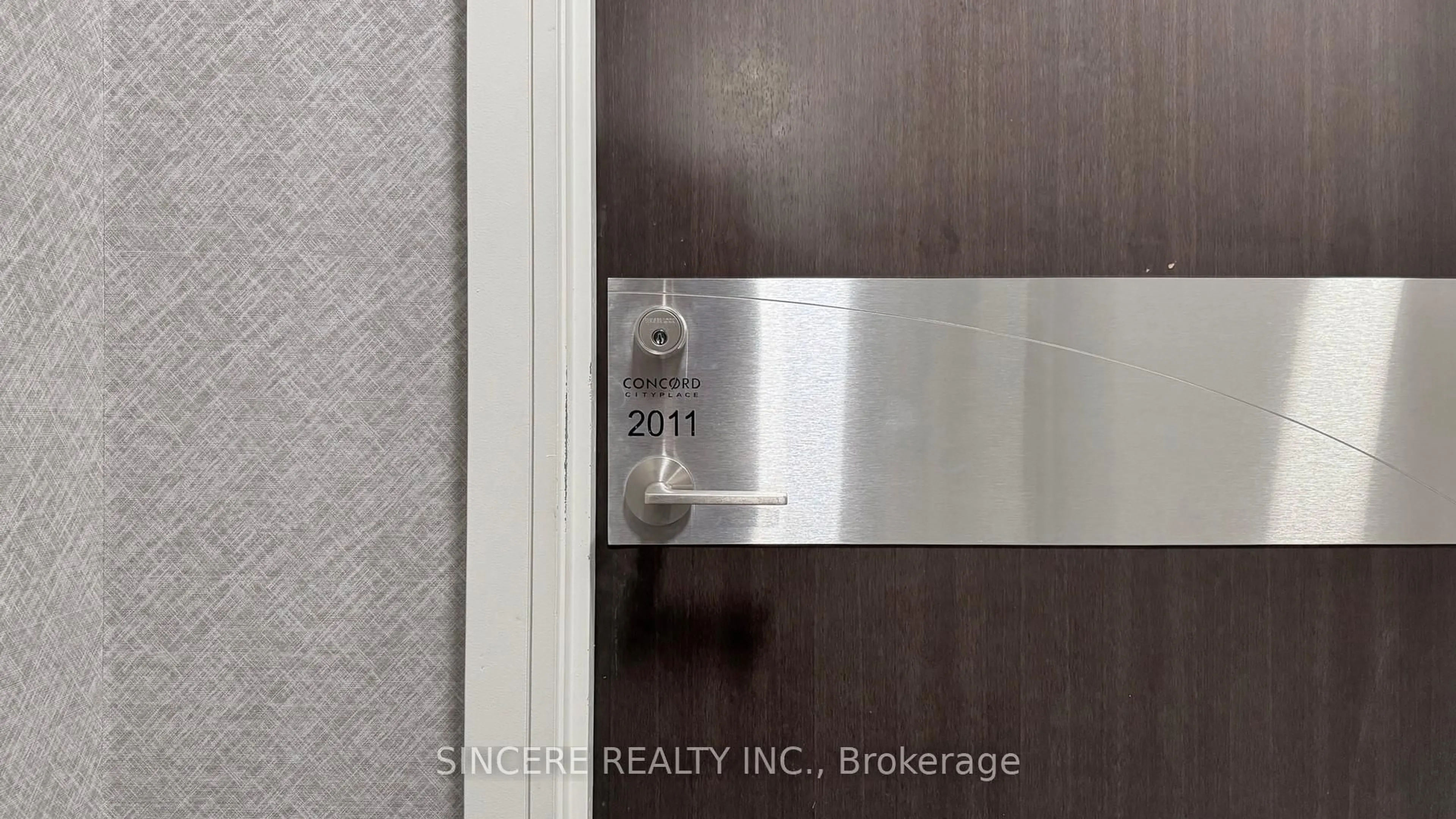 Indoor entryway for 38 Dan Leckie Way #2011, Toronto Ontario M5V 2V6