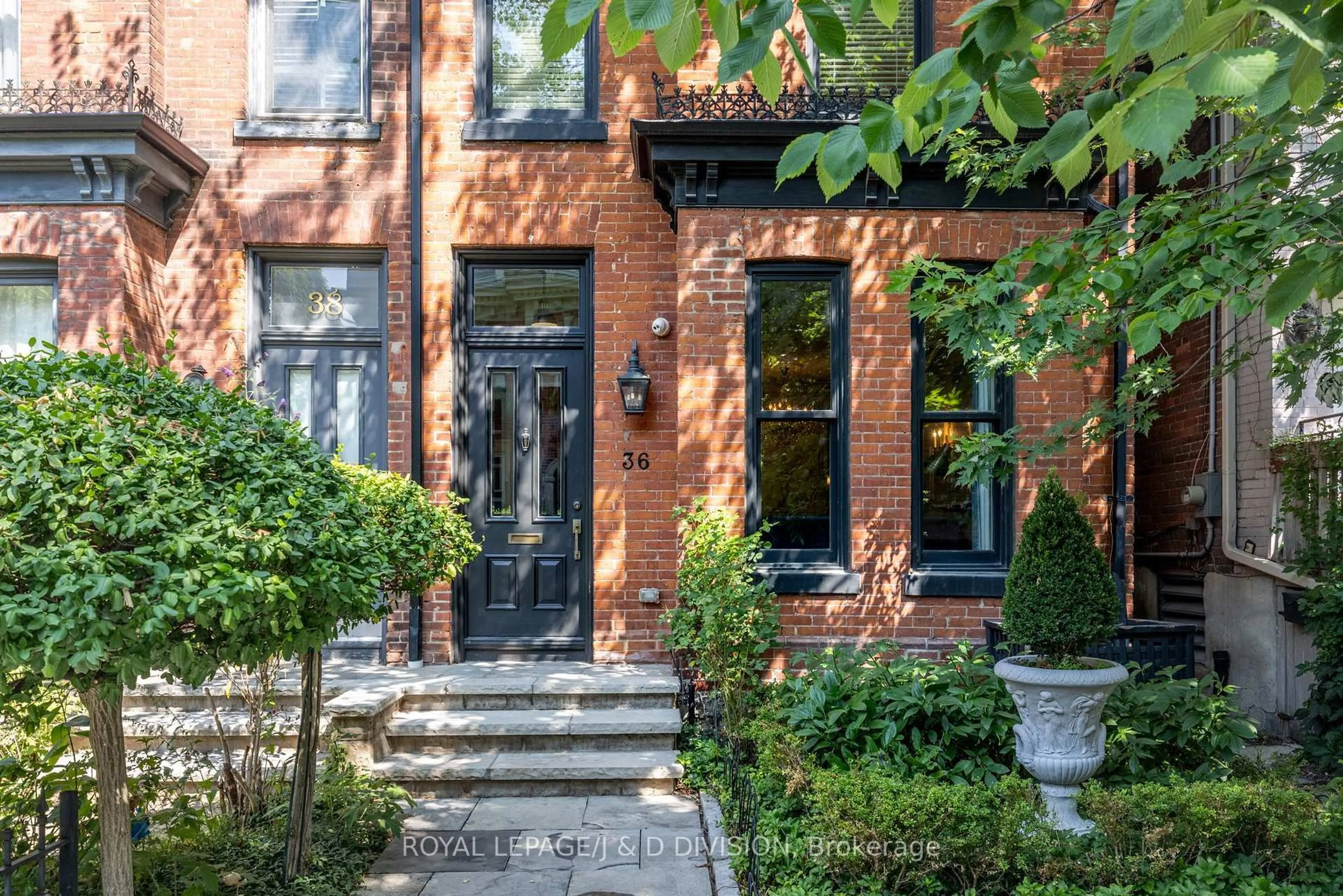Home with brick exterior material, street for 36 Boswell Ave, Toronto Ontario M5R 1M4