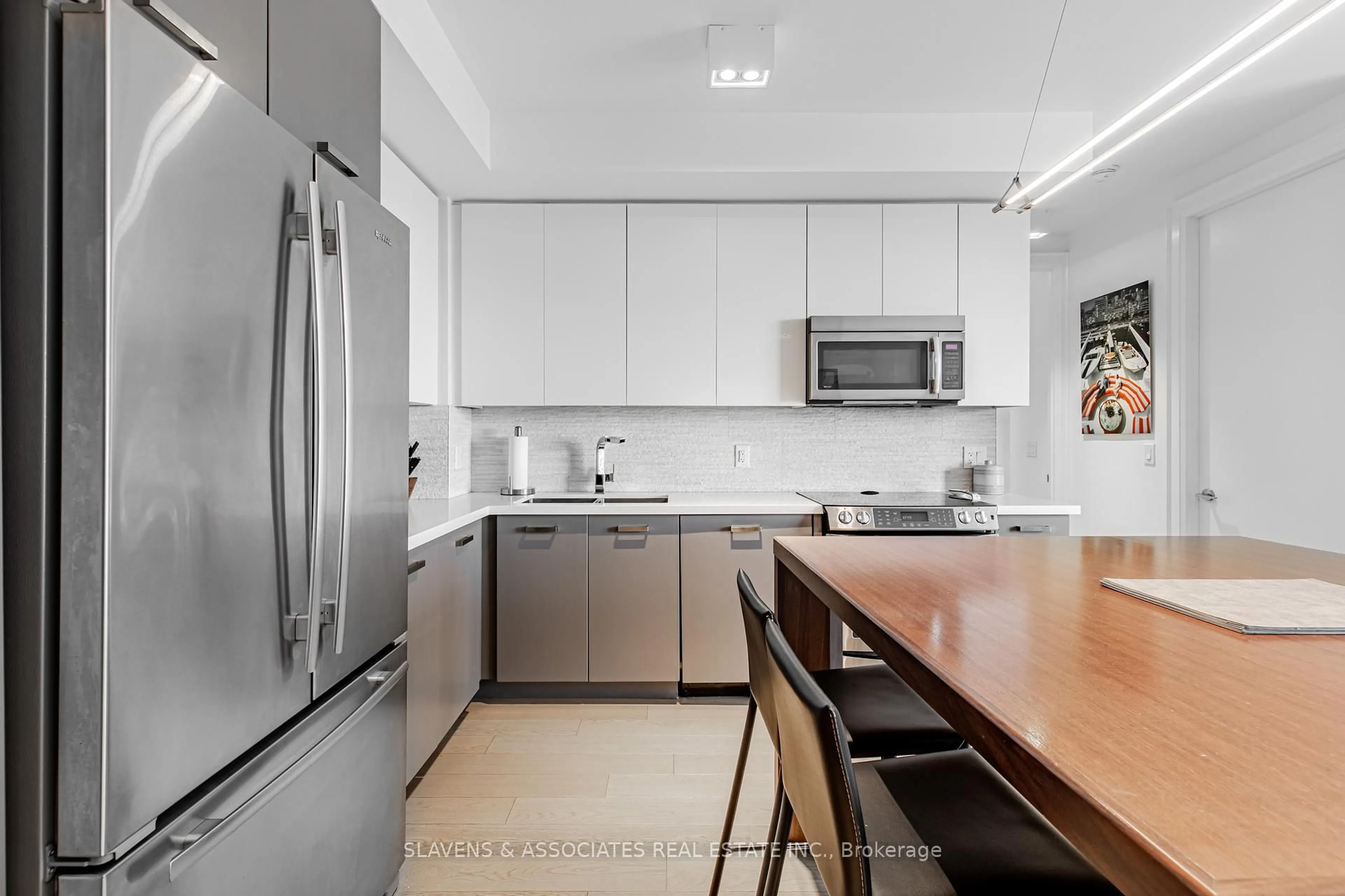 Unknown for 60 Berwick Ave #LPH01, Toronto Ontario M5P 0A3