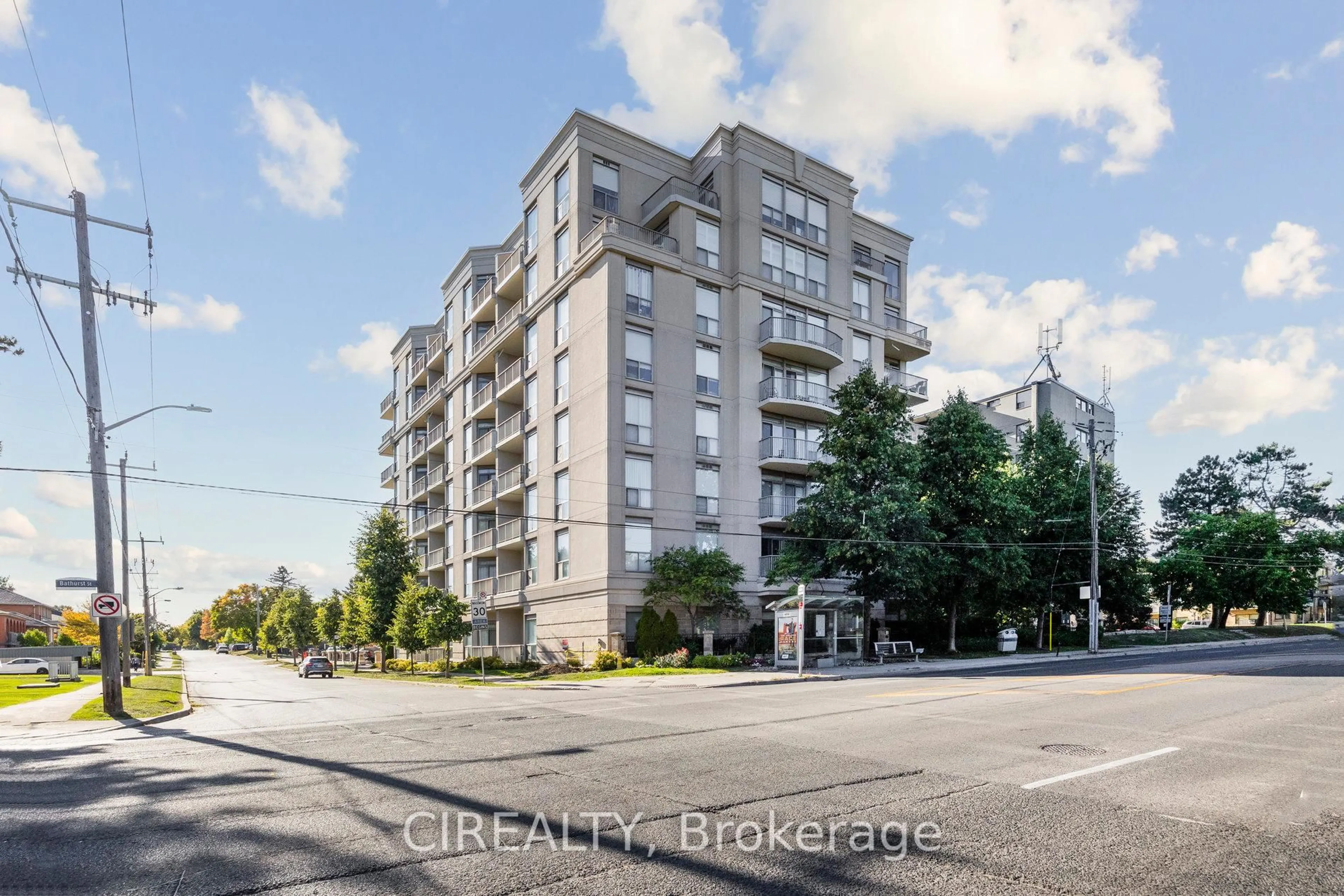 Unknown for 4200 Bathurst St #413, Toronto Ontario M3H 6C7