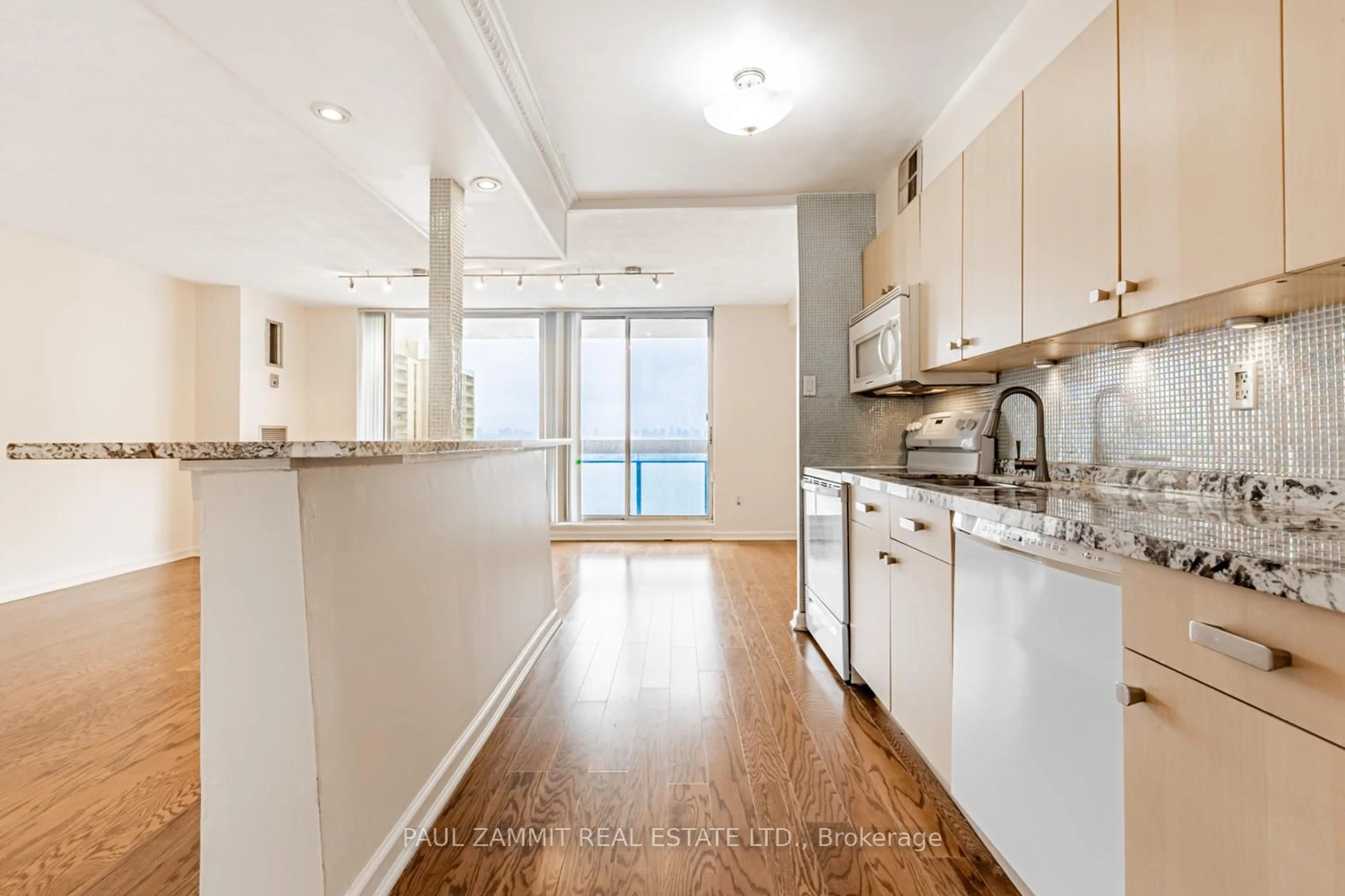 Open concept kitchen, unknown for 350 Seneca Hill Dr #1005, Toronto Ontario M2J 4S7
