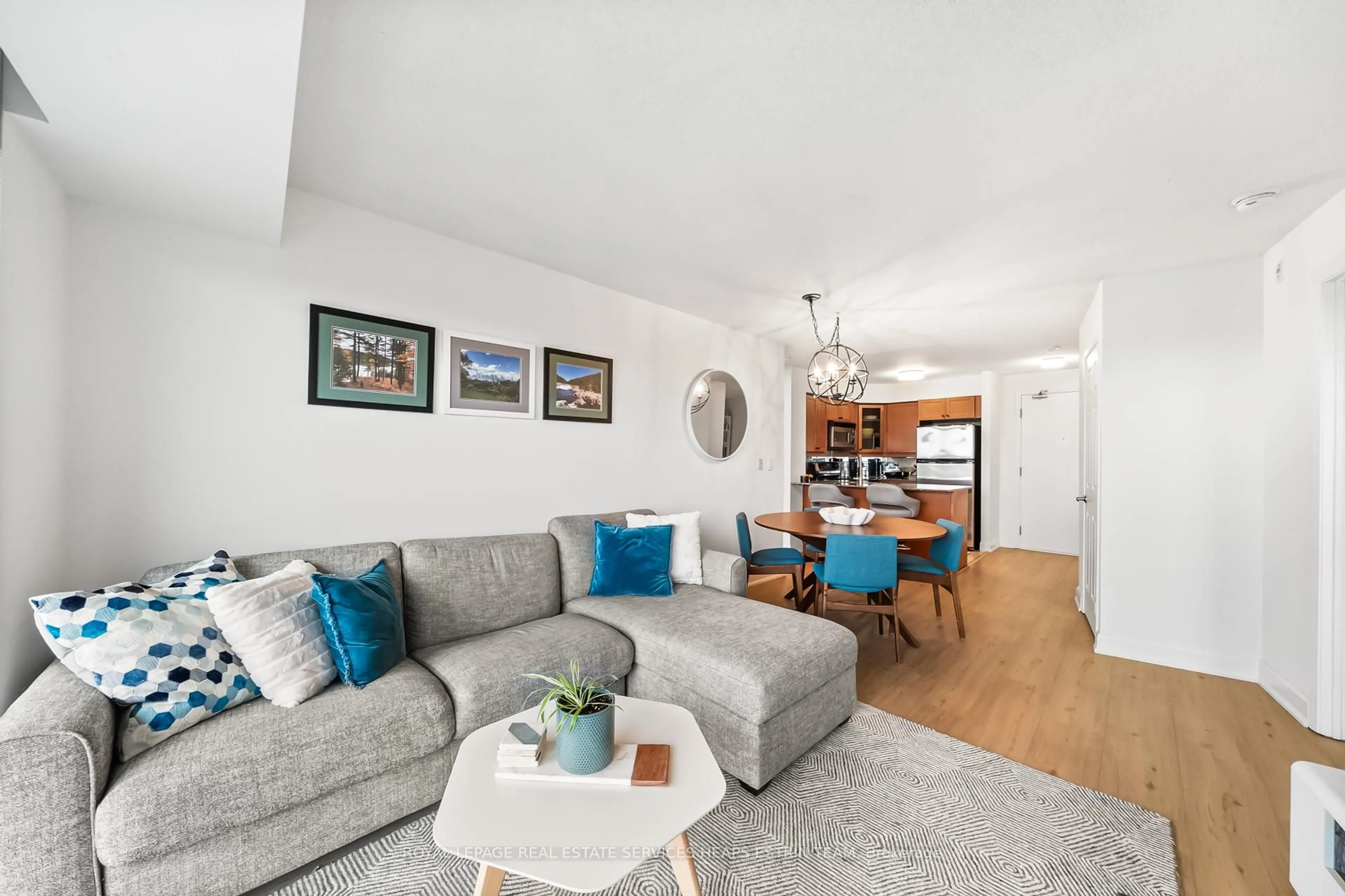 Living room with furniture, unknown for 18 Valley Woods Rd #806, Toronto Ontario M3A 0A1
