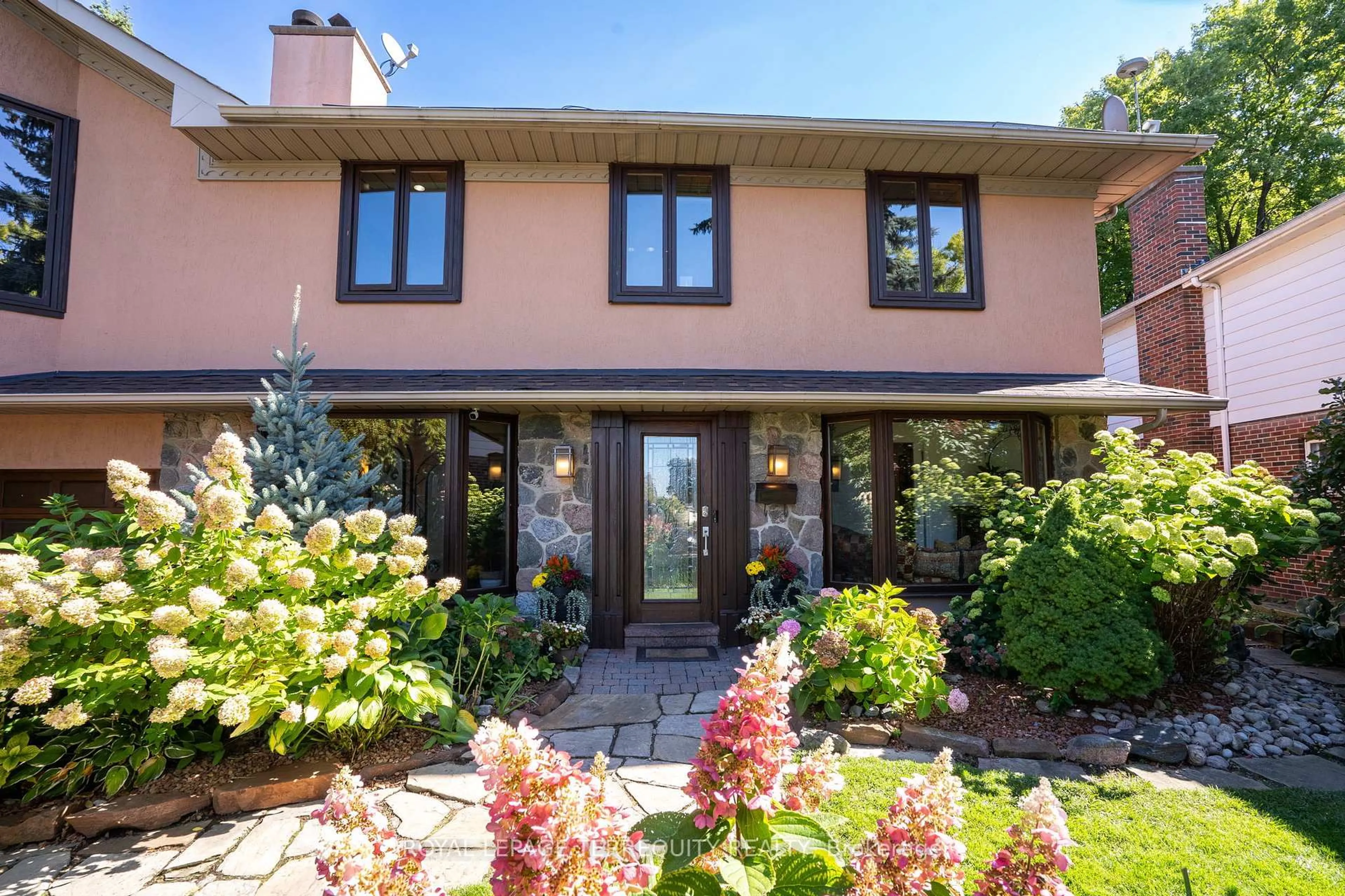 Home with brick exterior material, street for 50 Skyview Cres, Toronto Ontario M2J 1B8