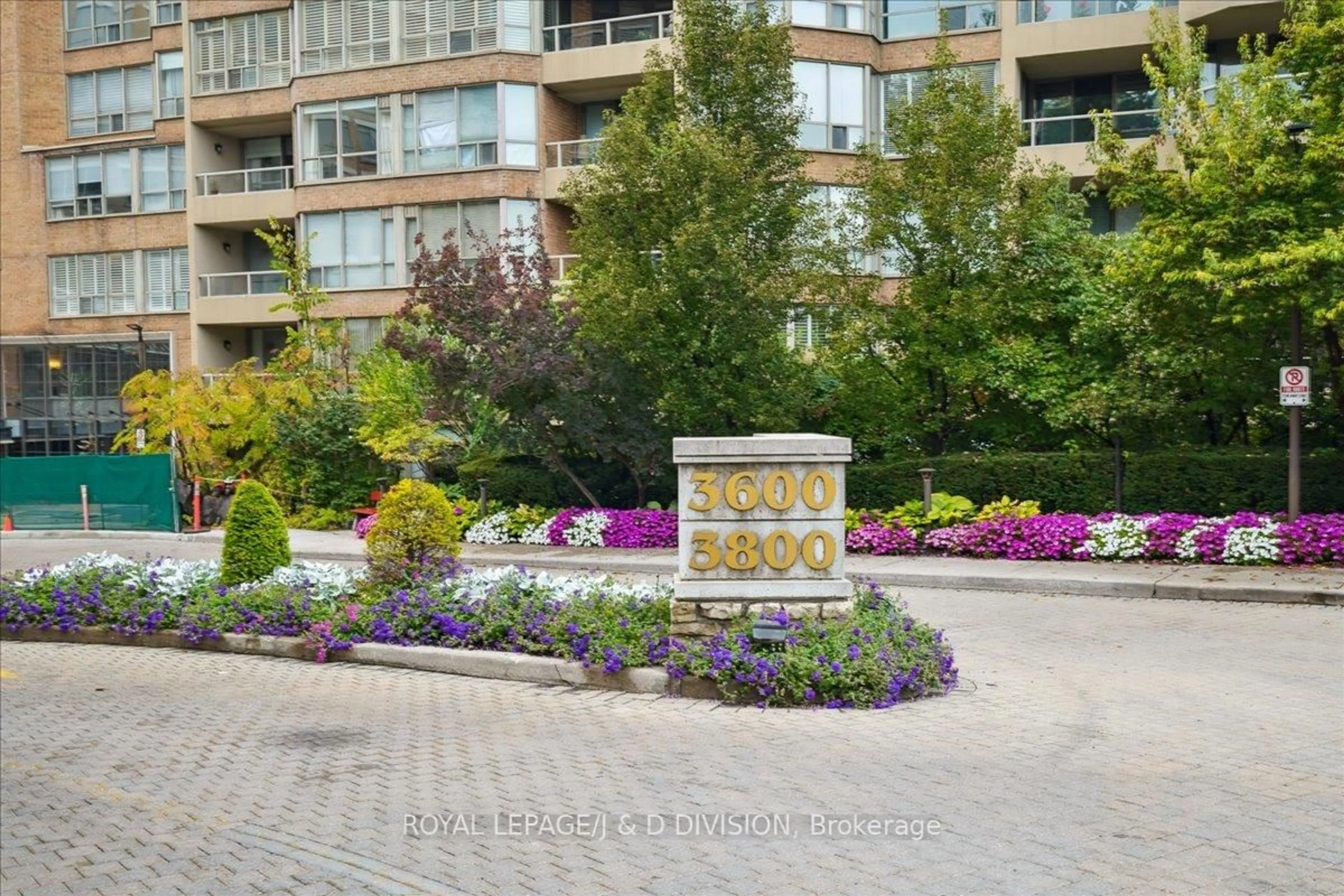 Patio, unknown for 3800 Yonge St #319, Toronto Ontario M4N 3P7