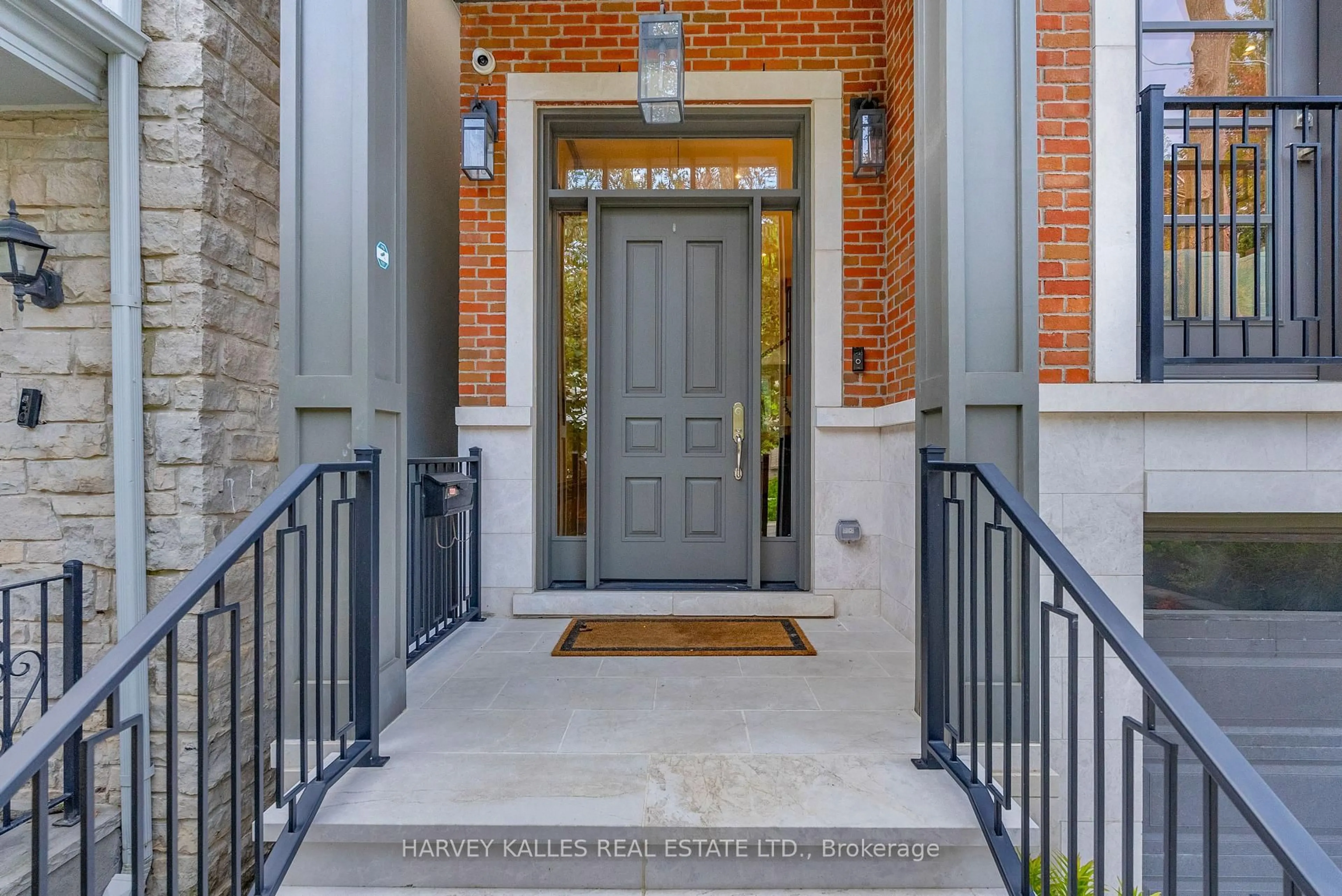 Indoor entryway for 51 Gormley Ave, Toronto Ontario M4V 1Y9
