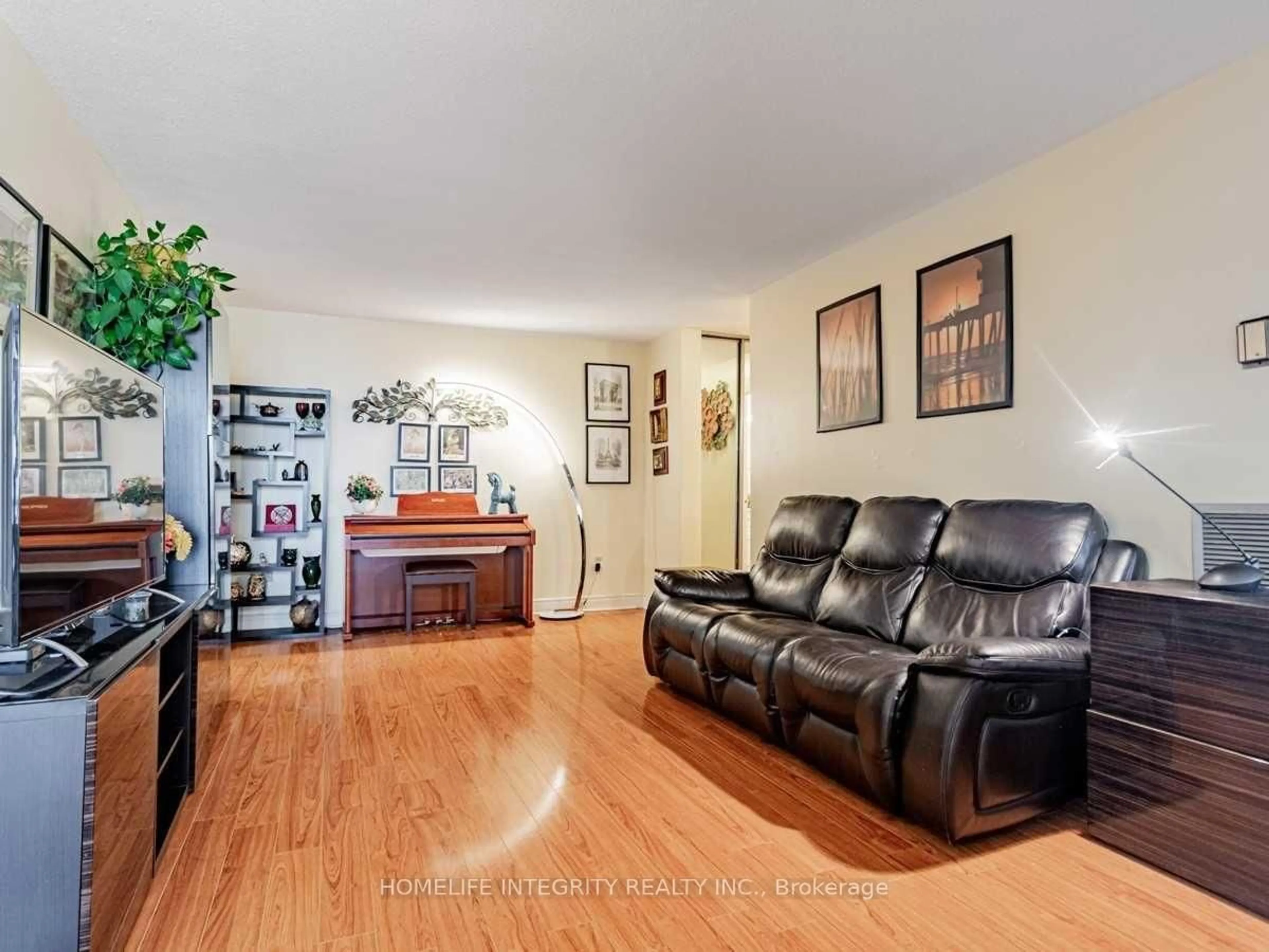 Living room with furniture, unknown for 150 Neptune Dr #904, Toronto Ontario M6A 2Y9