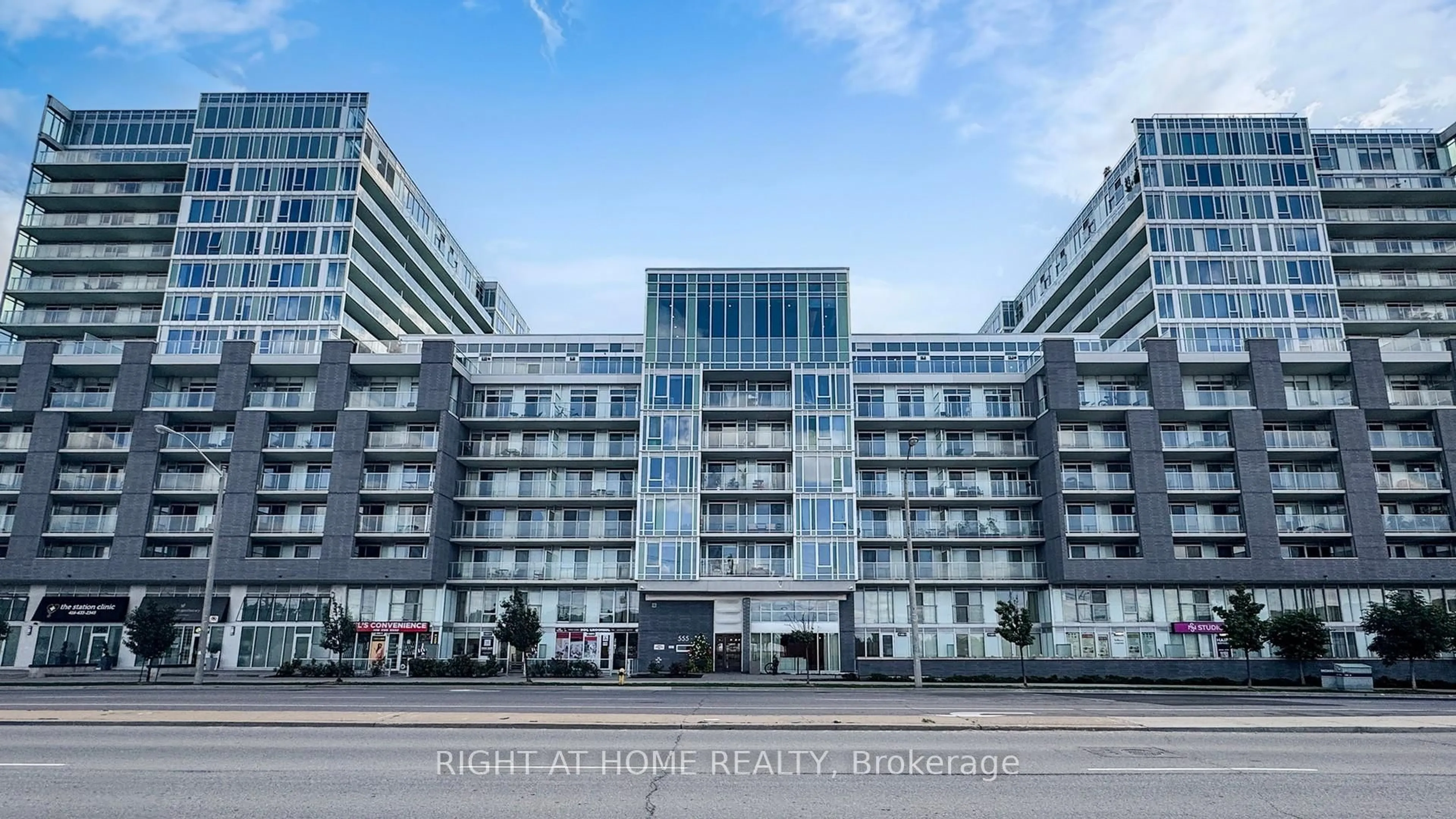 Blurry image for 555 Wilson Ave #E1208, Toronto Ontario M3H 0C5