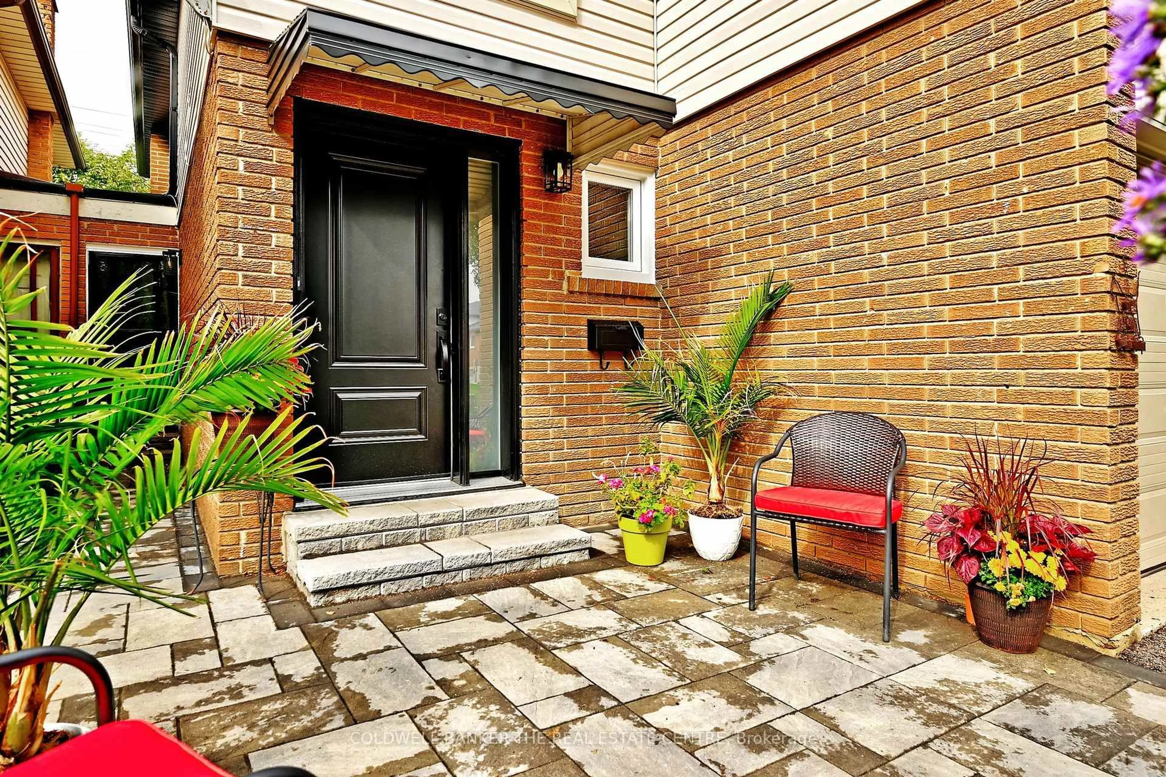 Home with brick exterior material, street for 311 Apache Tr, Toronto Ontario M2H 2W6