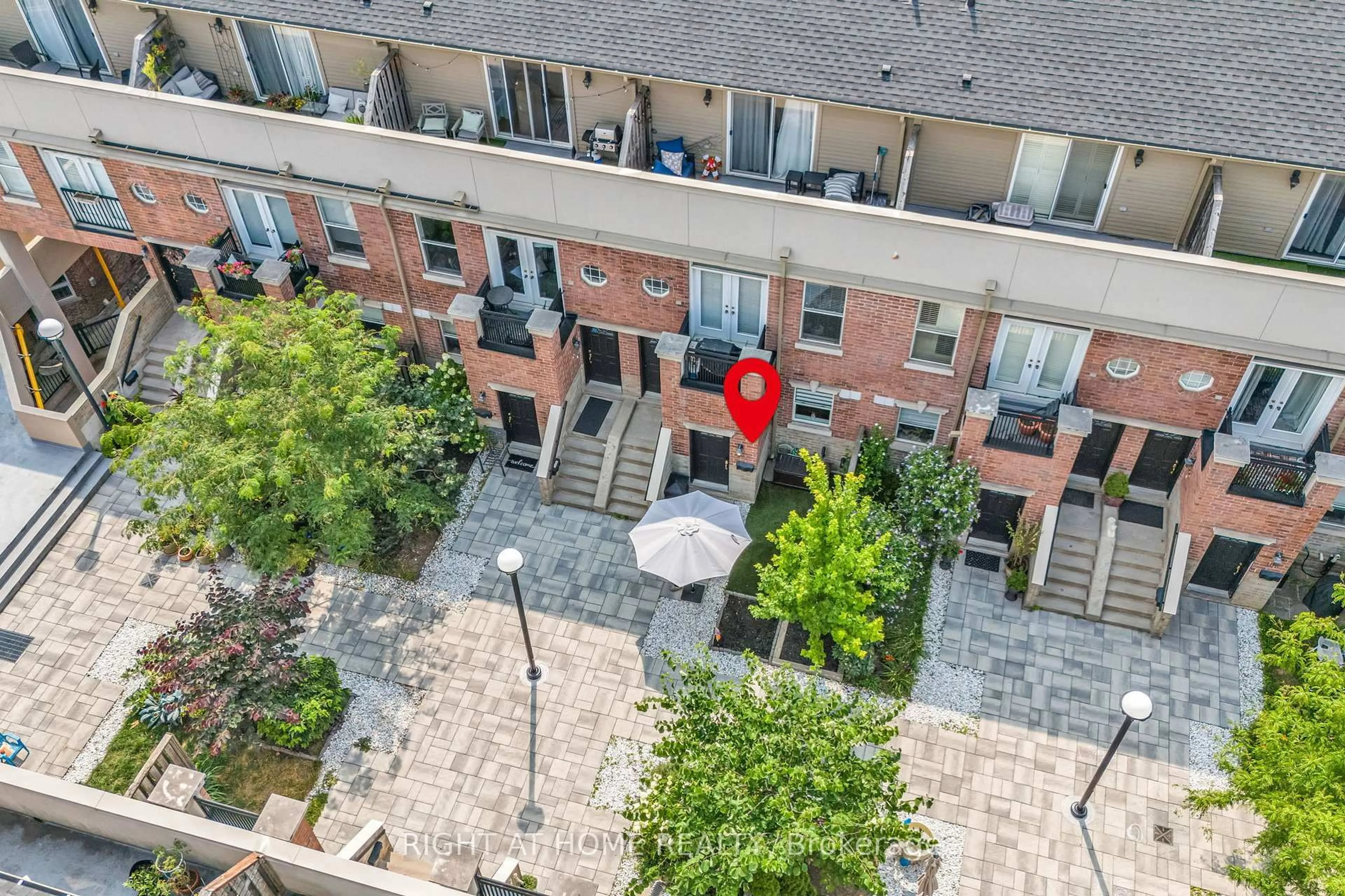 A pic from outside/outdoor area/front of a property/back of a property/a pic from drone, city buildings view from balcony for 55 Halton St #104, Toronto Ontario M6J 1R5