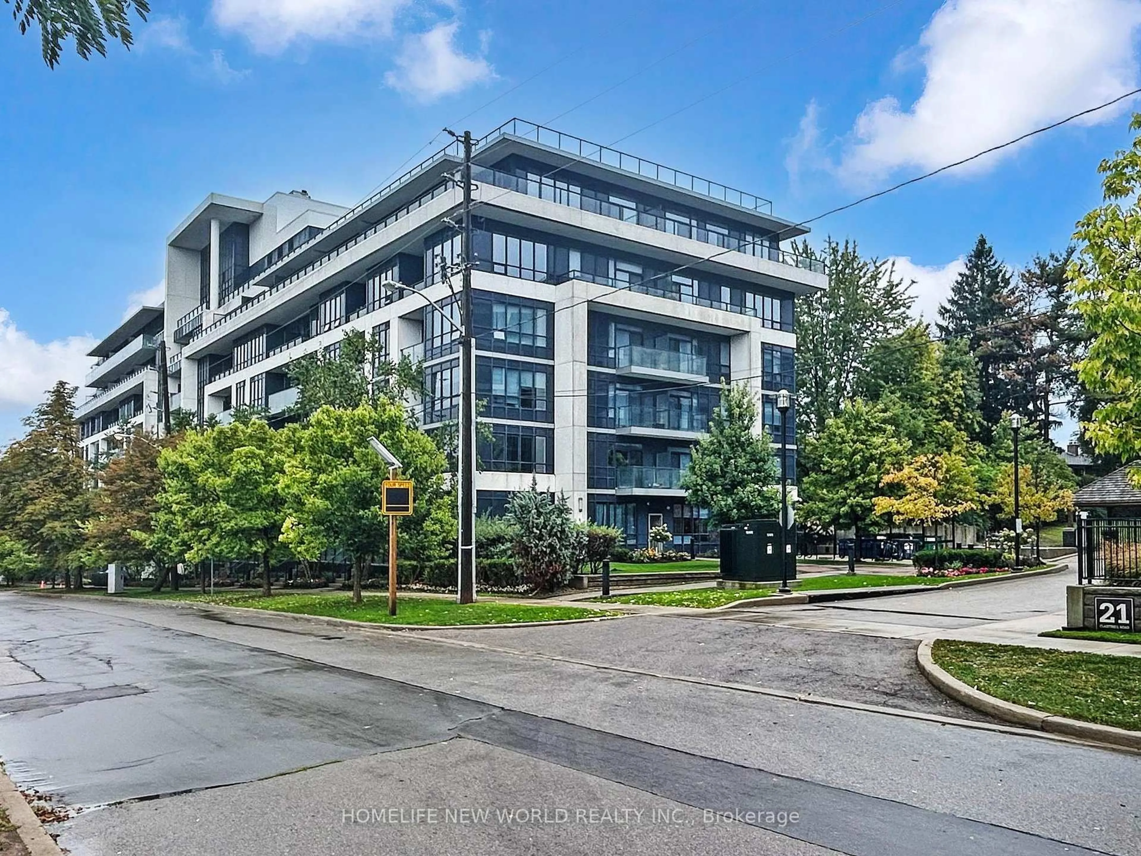 A pic from outside/outdoor area/front of a property/back of a property/a pic from drone, building for 399 Spring Garden Ave #208, Toronto Ontario M2N 3H6