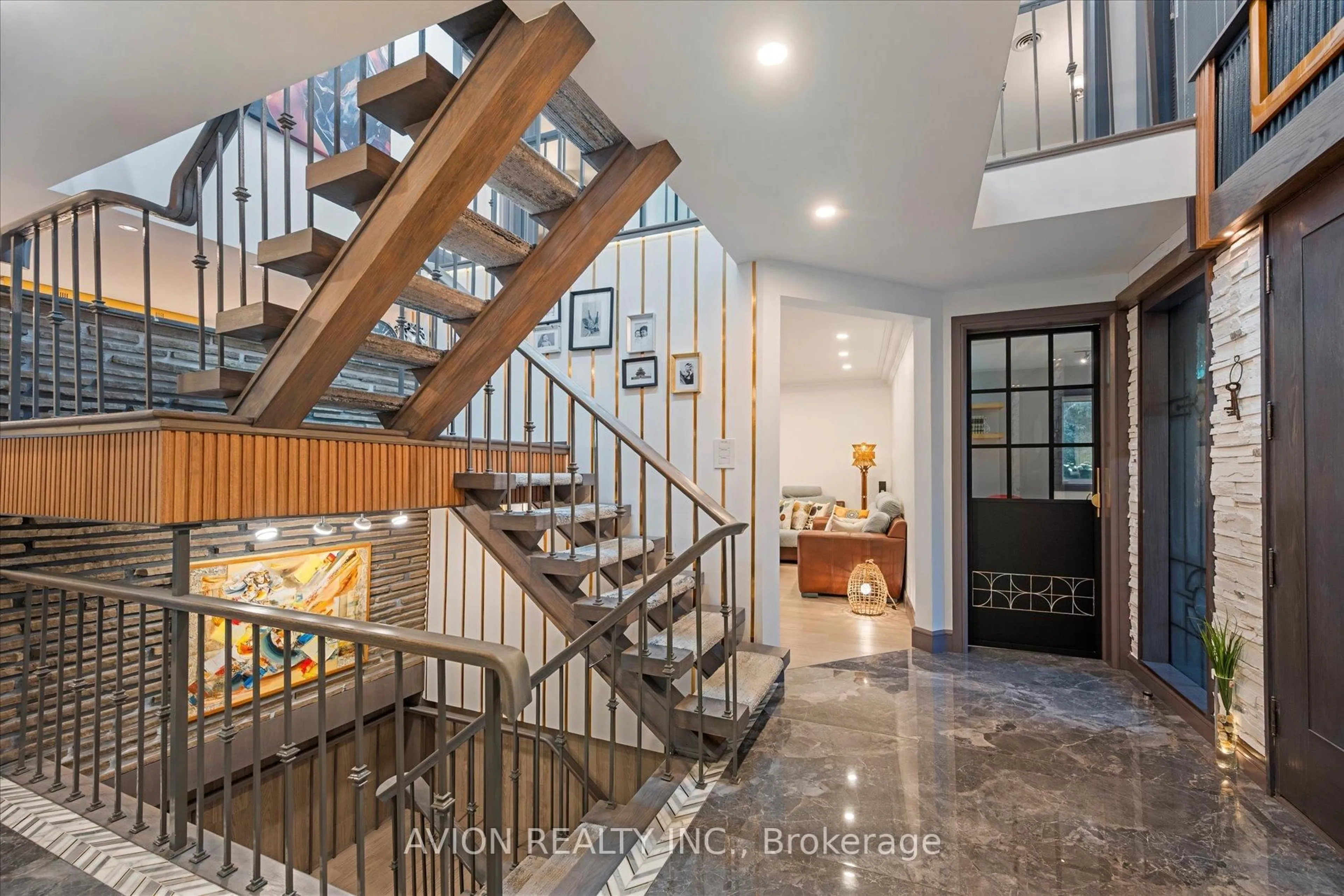 Unknown for 38 Purdon Dr, Toronto Ontario M3H 4X1