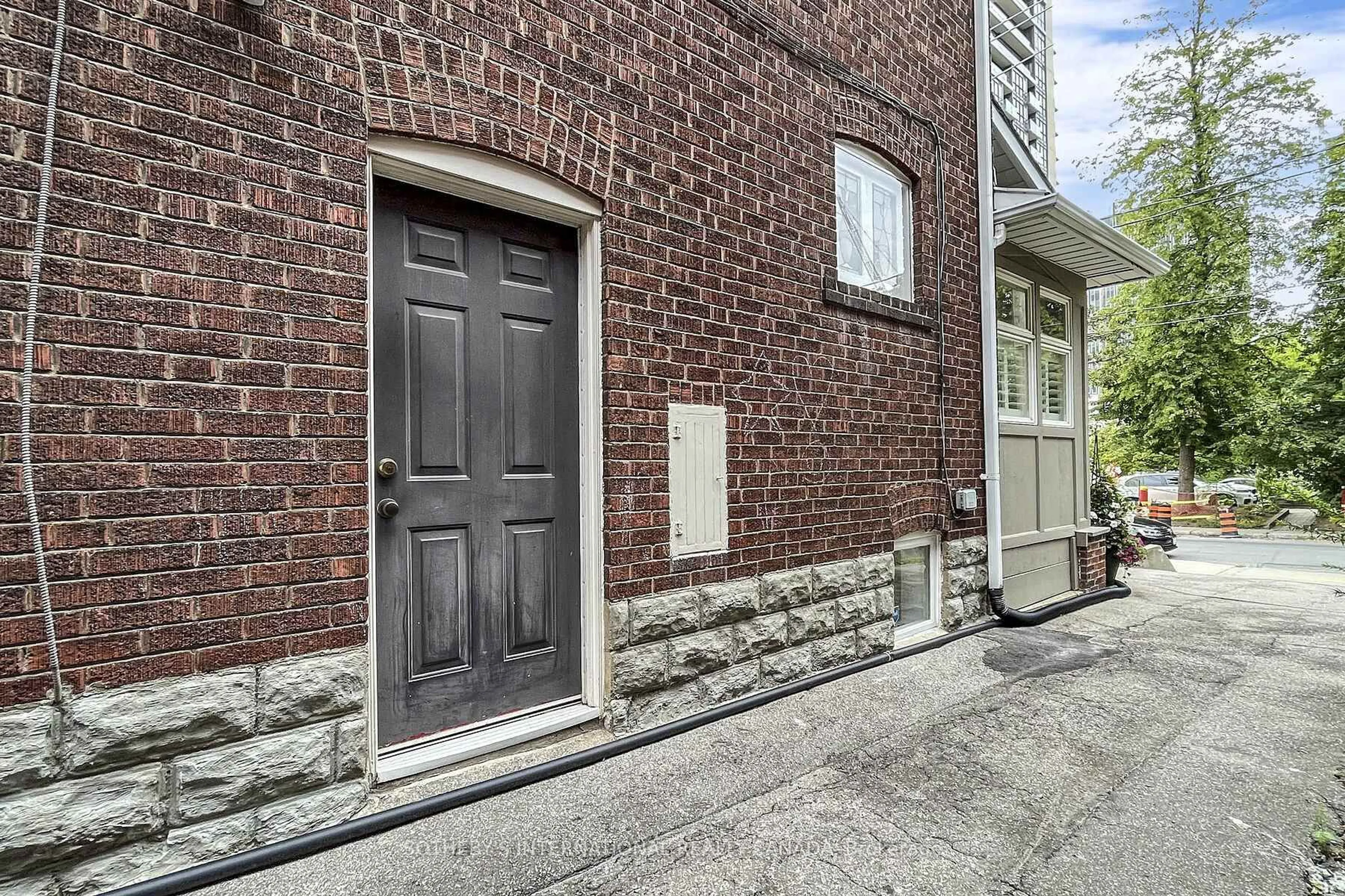 Home with brick exterior material, street for 182 Duplex Ave, Toronto Ontario M5P 2A9