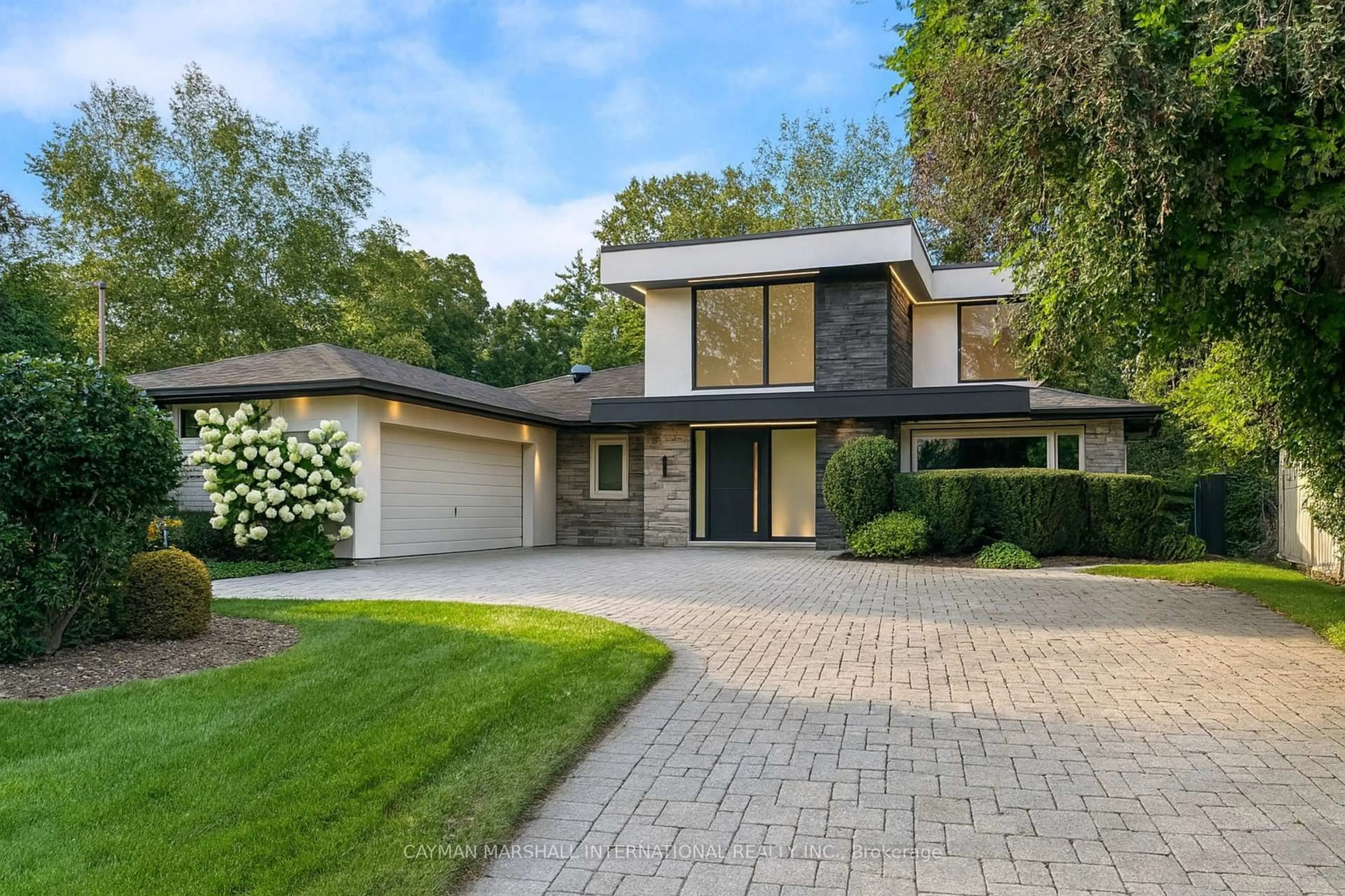 Home with brick exterior material, street for 30 Hi Mount Dr, Toronto Ontario M2K 1X5