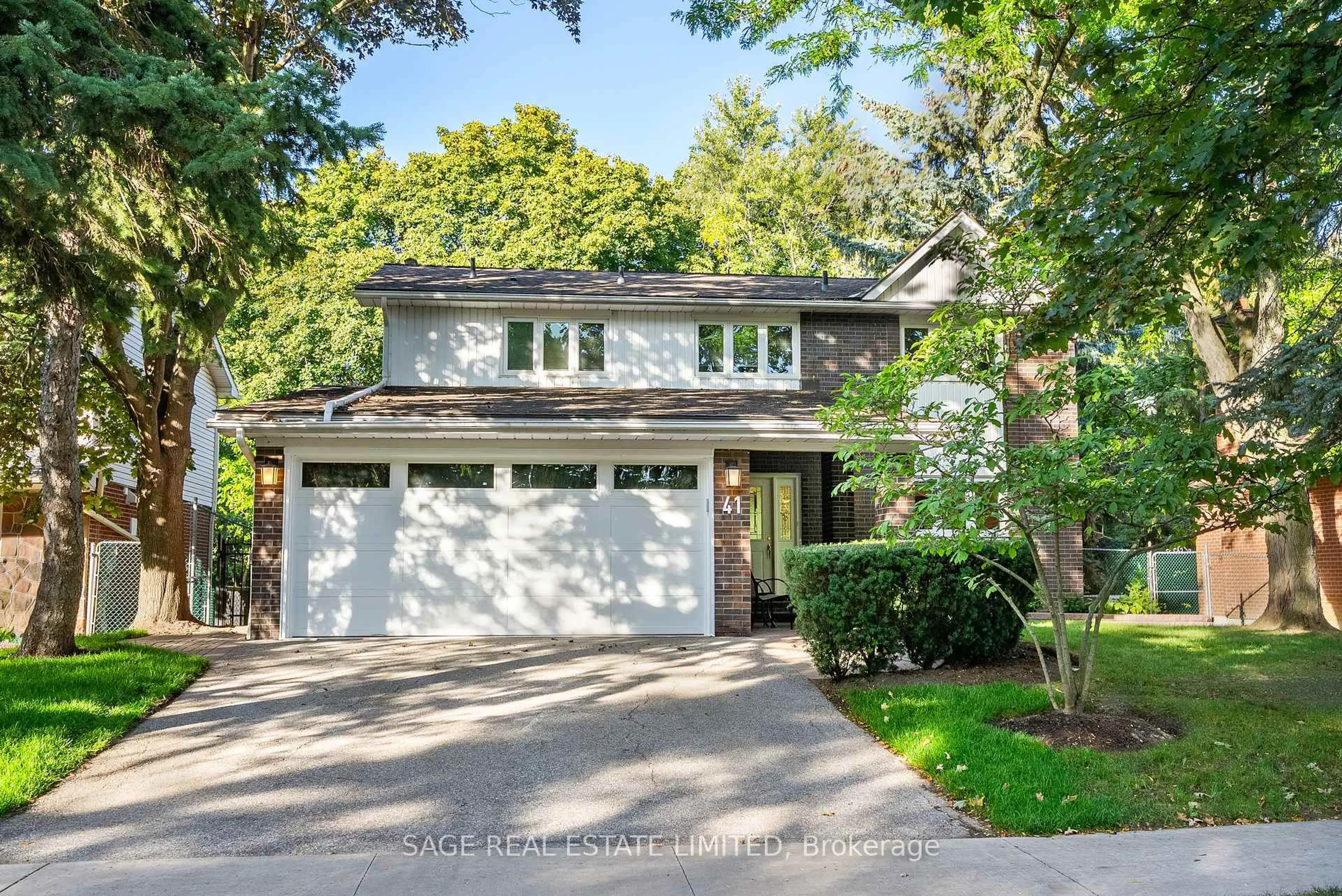 Home with vinyl exterior material, street for 41 Francine Dr, Toronto Ontario M2H 2G5