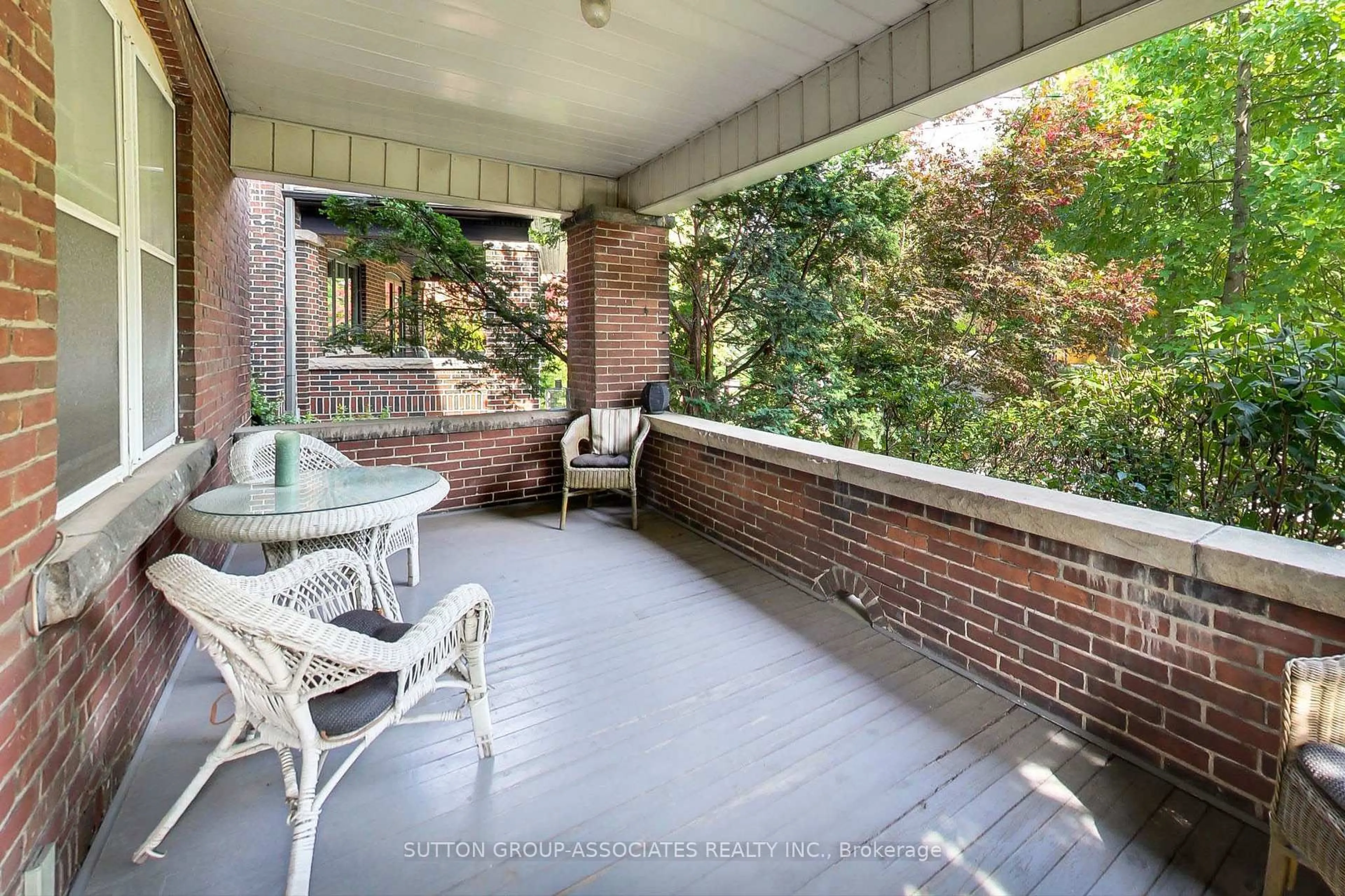 Patio, street for 14 Bracondale Hill Rd, Toronto Ontario M6G 3P4